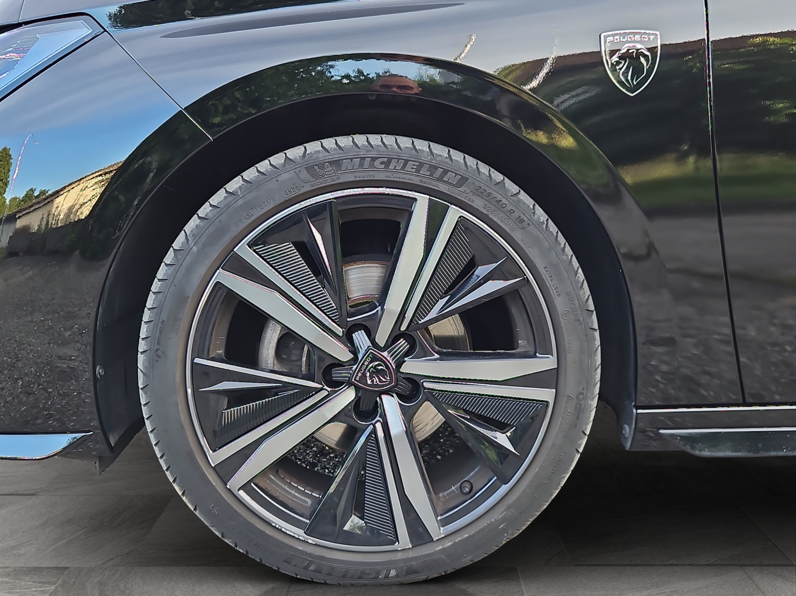 PEUGEOT 308 1.2 Pure Tech GT EAT8-showroom-element-3
