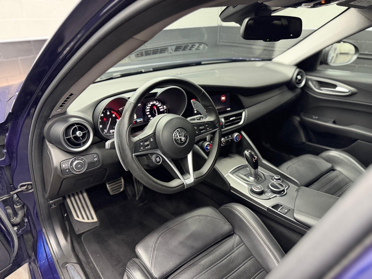 ALFA ROMEO Giulia 2.0 Veloce TI Q4 Automatic | Carbon | Ragazzon Auspuff | H&R Federn-image-17