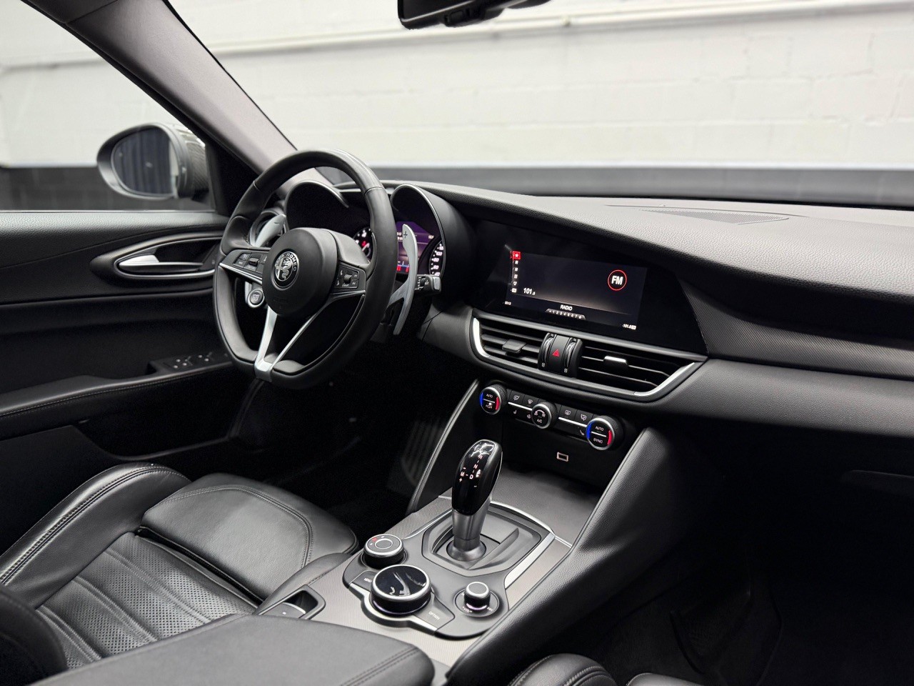 ALFA ROMEO Giulia 2.0 Veloce TI Q4 Automatic | Carbon | Ragazzon Auspuff | H&R Federn-image-28