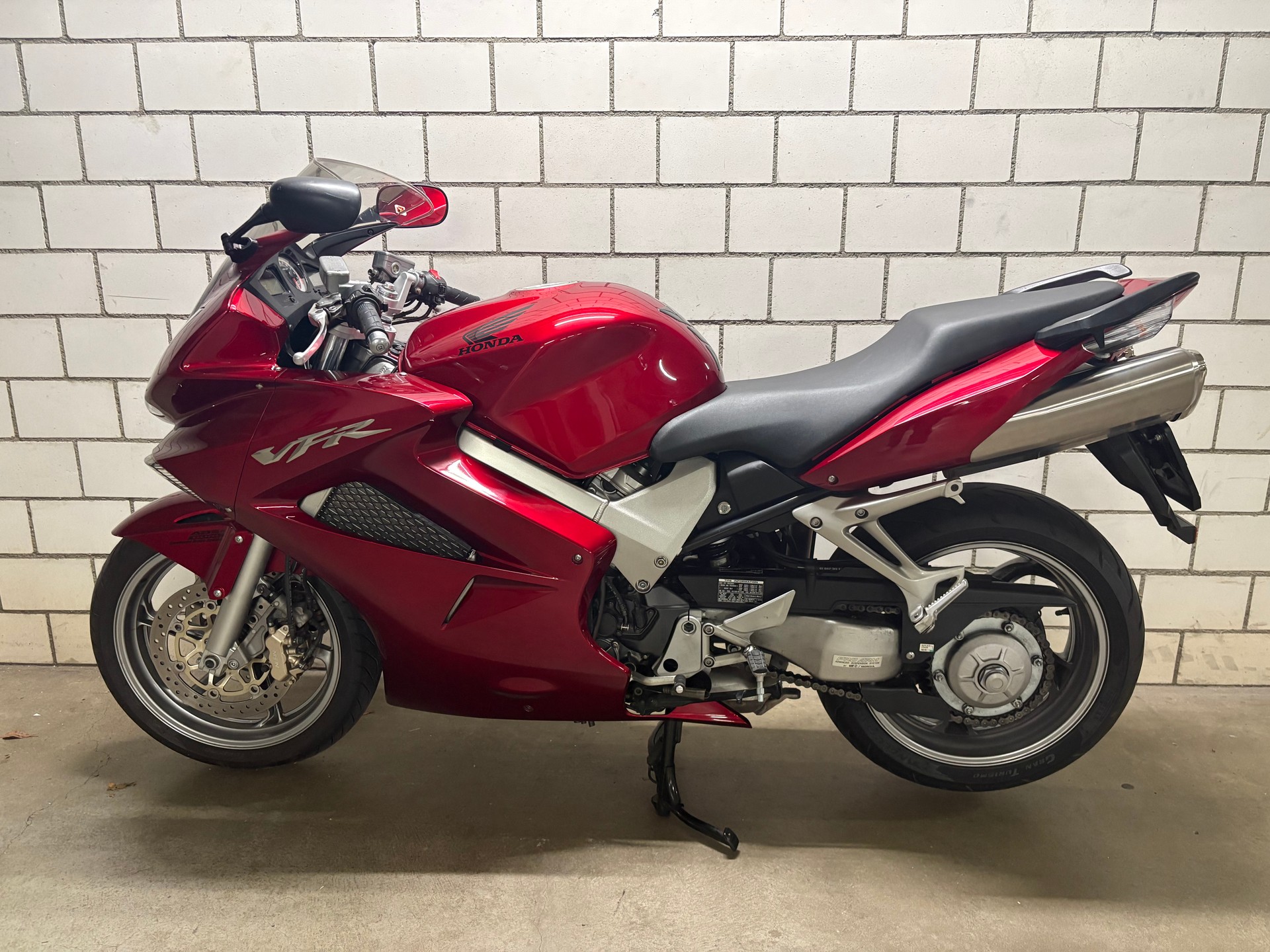 HONDA VFR 800 FI ABS-image-4