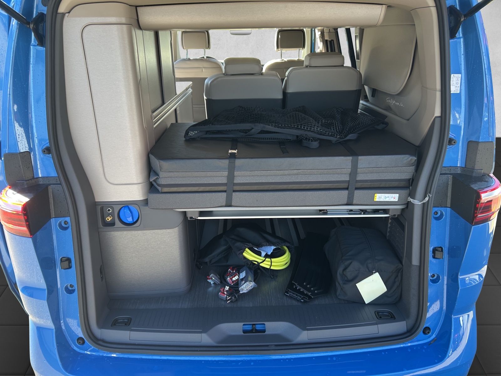 VW T7 California eHybrid Ocean 4Motion-image-8