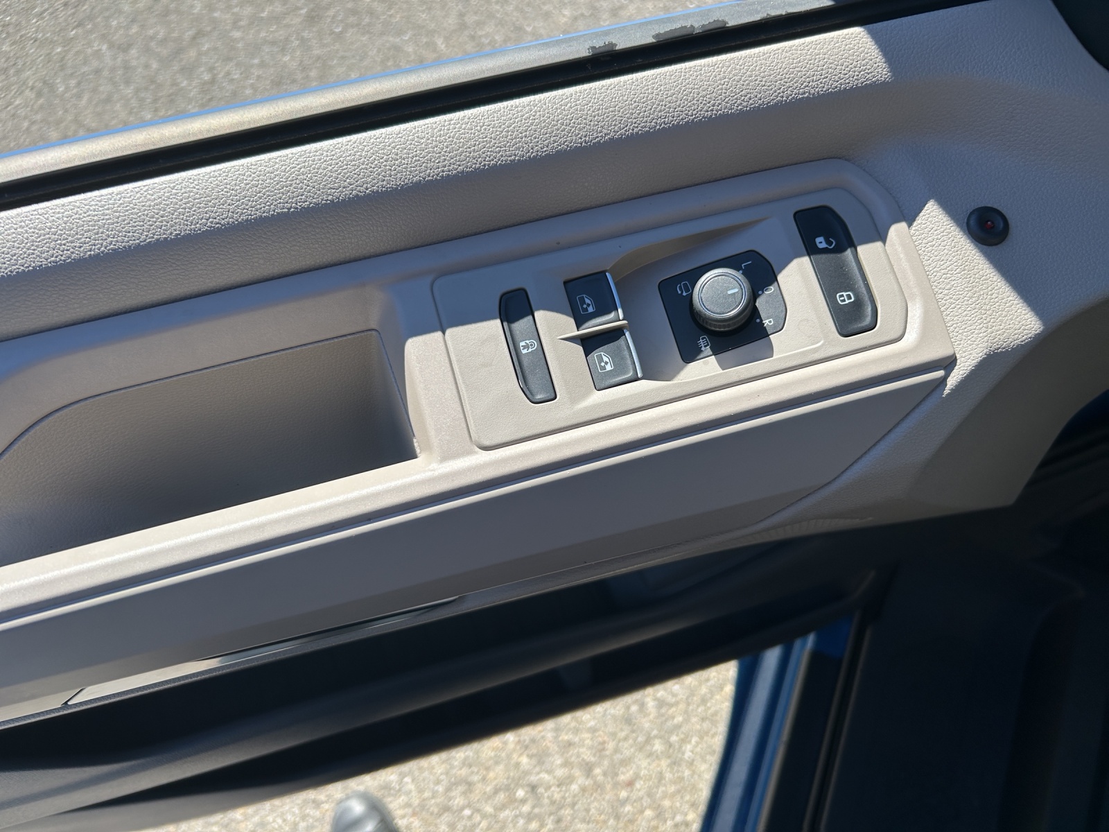 VW T7 California eHybrid Ocean 4Motion-image-16