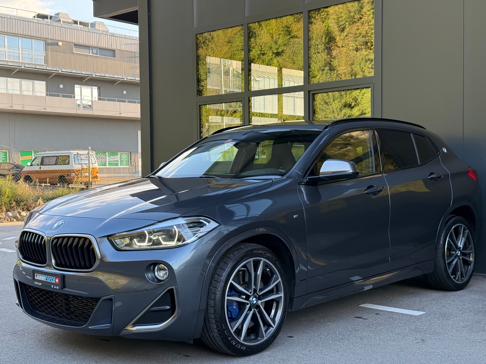 BMW X2 M35i Steptronic-showroom-element-1