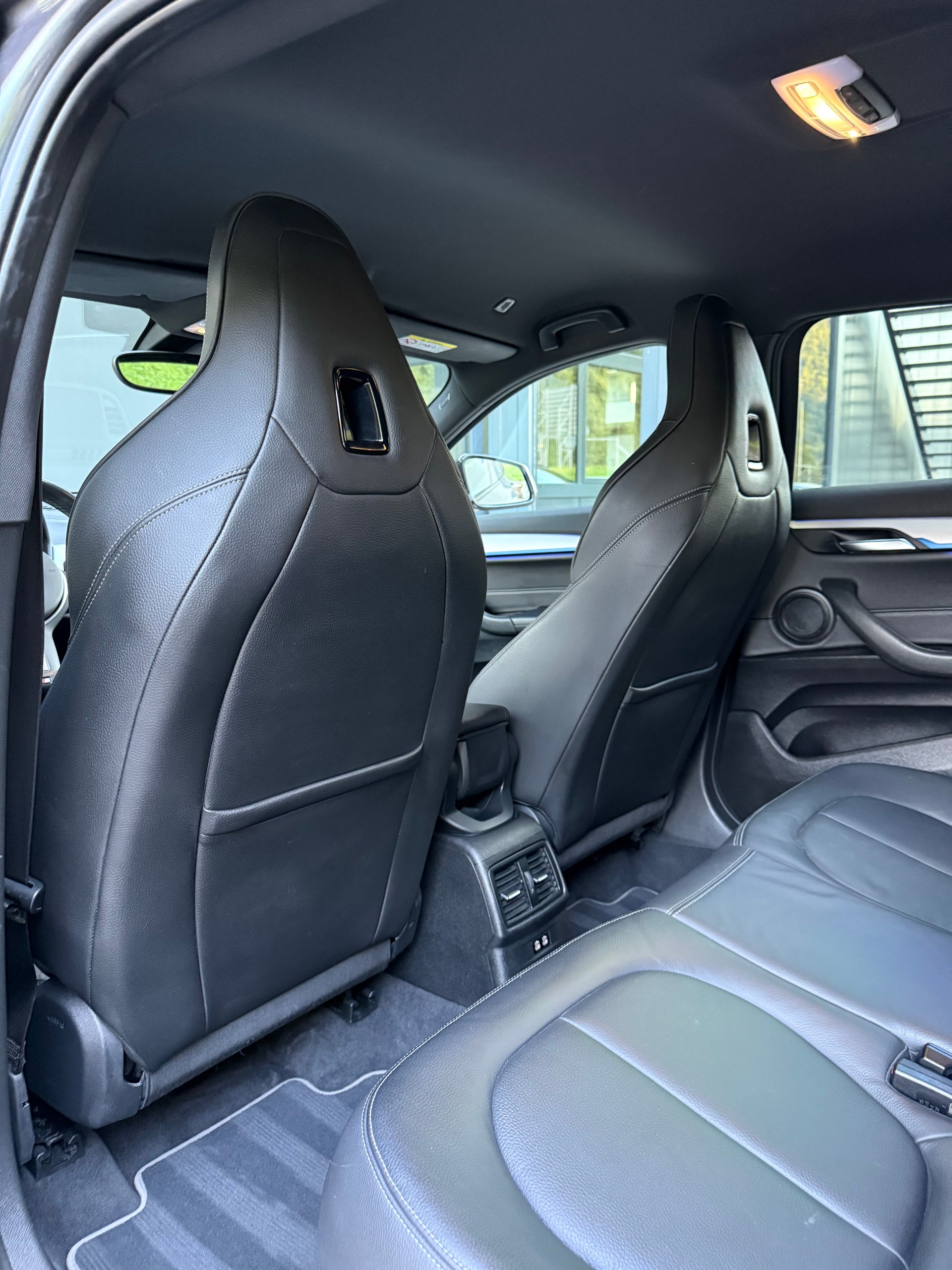 BMW X2 M35i Steptronic-image-10