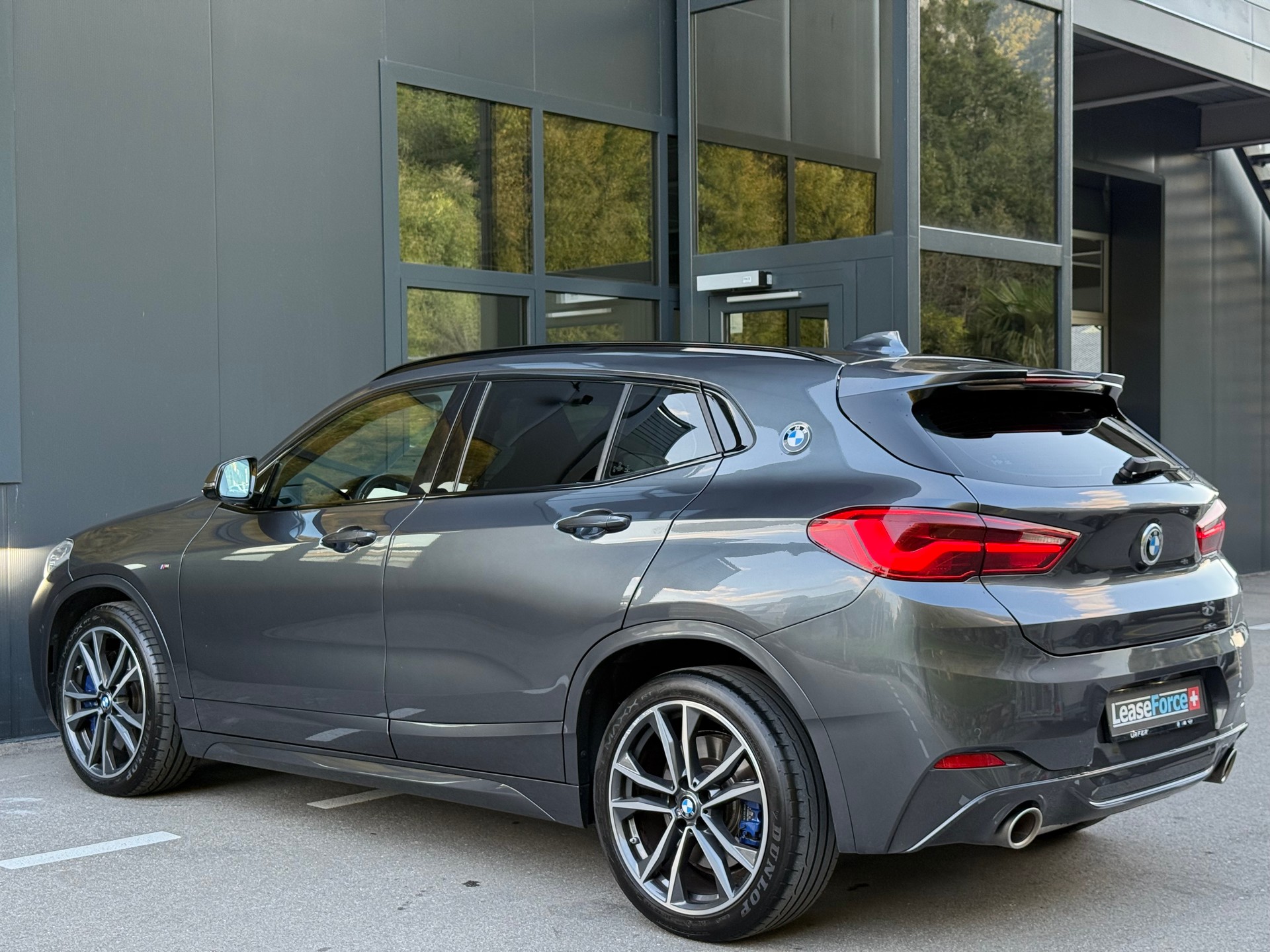 BMW X2 M35i Steptronic-showroom-element-3