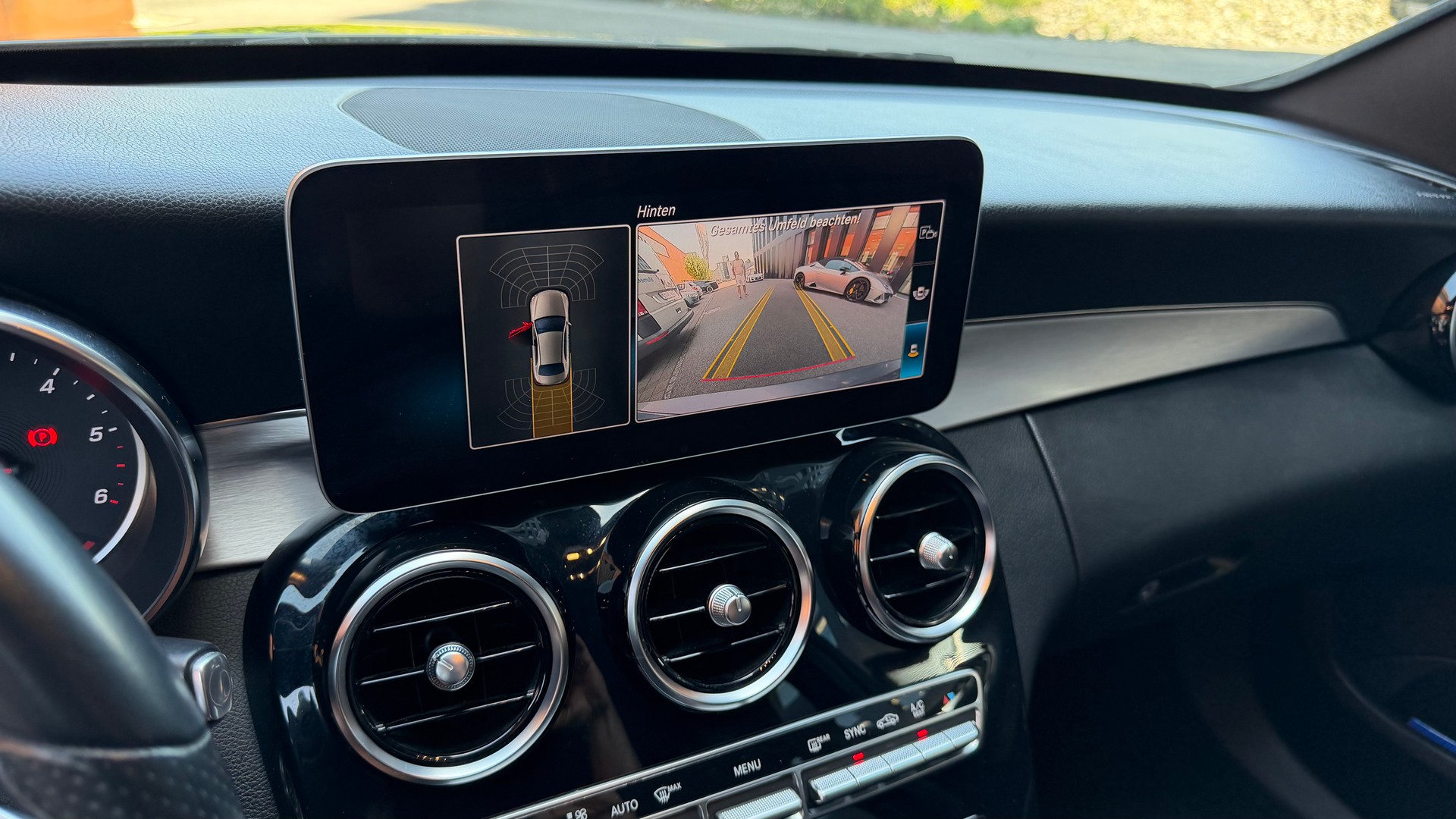 MERCEDES-BENZ C 220 d AMG Line 9G-Tronic♦️1.Hand*CH Fahrzeug*Servicegepflegt♦️-image-12