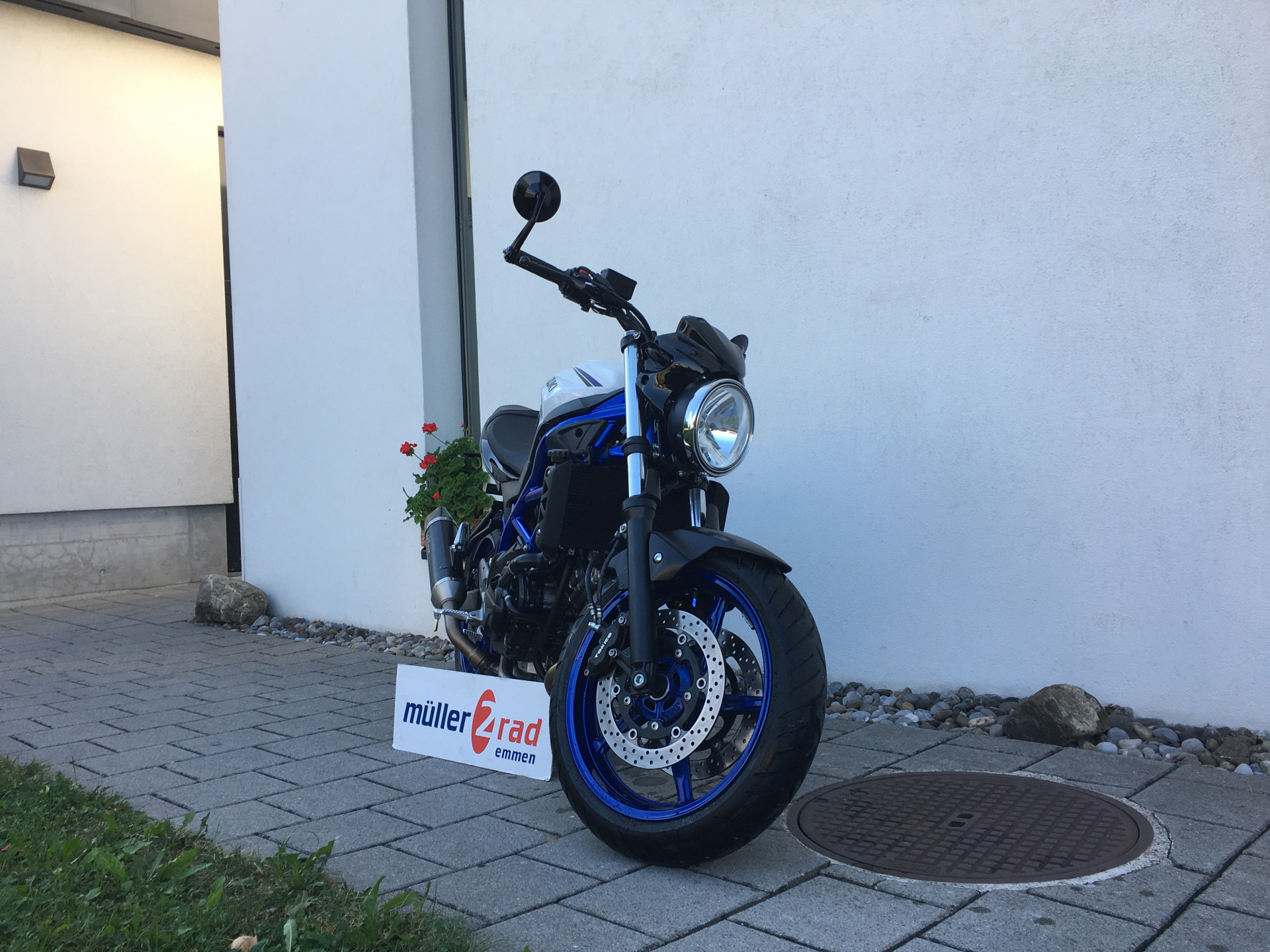 SUZUKI SV 650 A-image-1