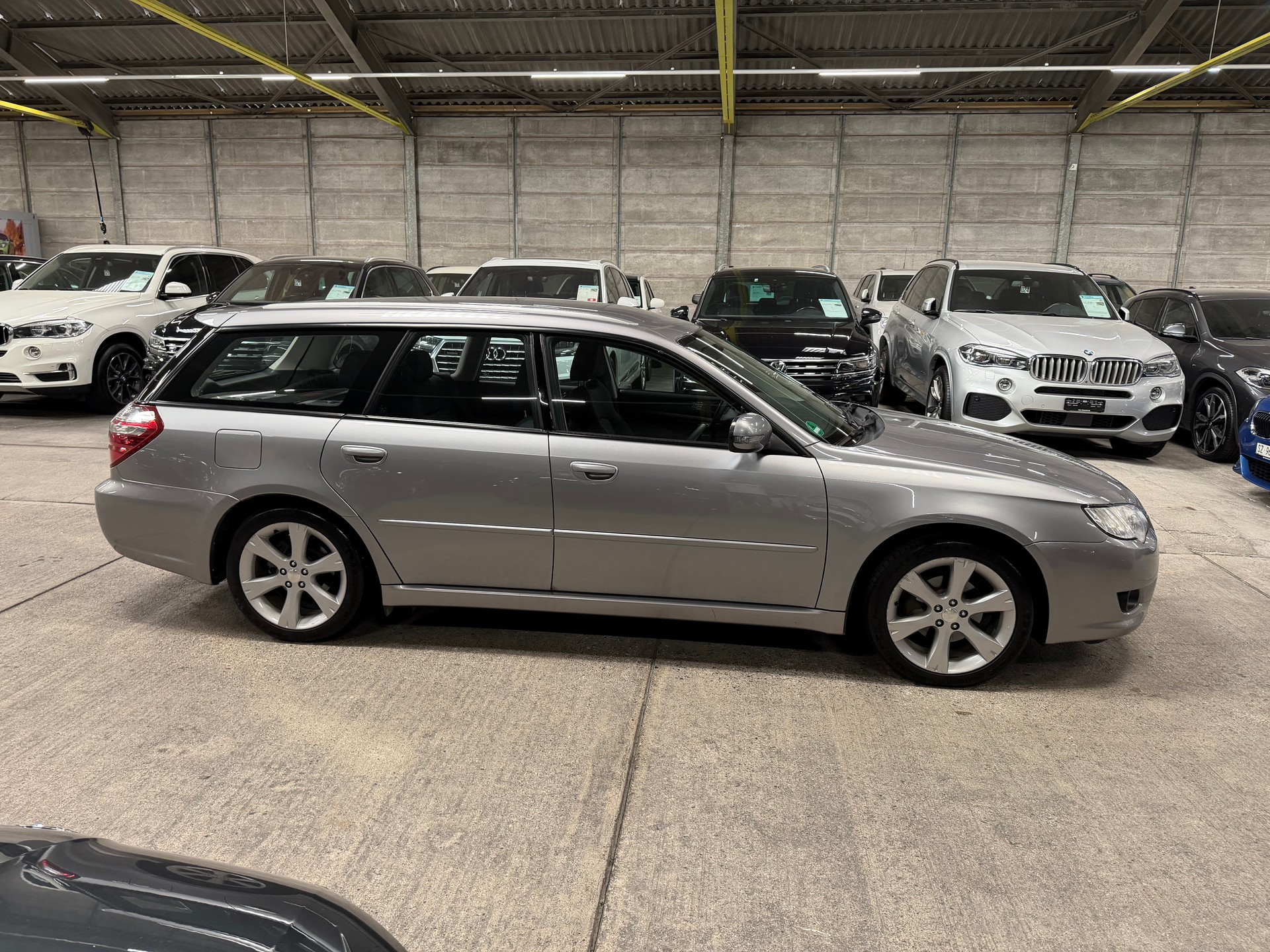 SUBARU Legacy 2.0R AWD Celebration Automatic-showroom-element-1