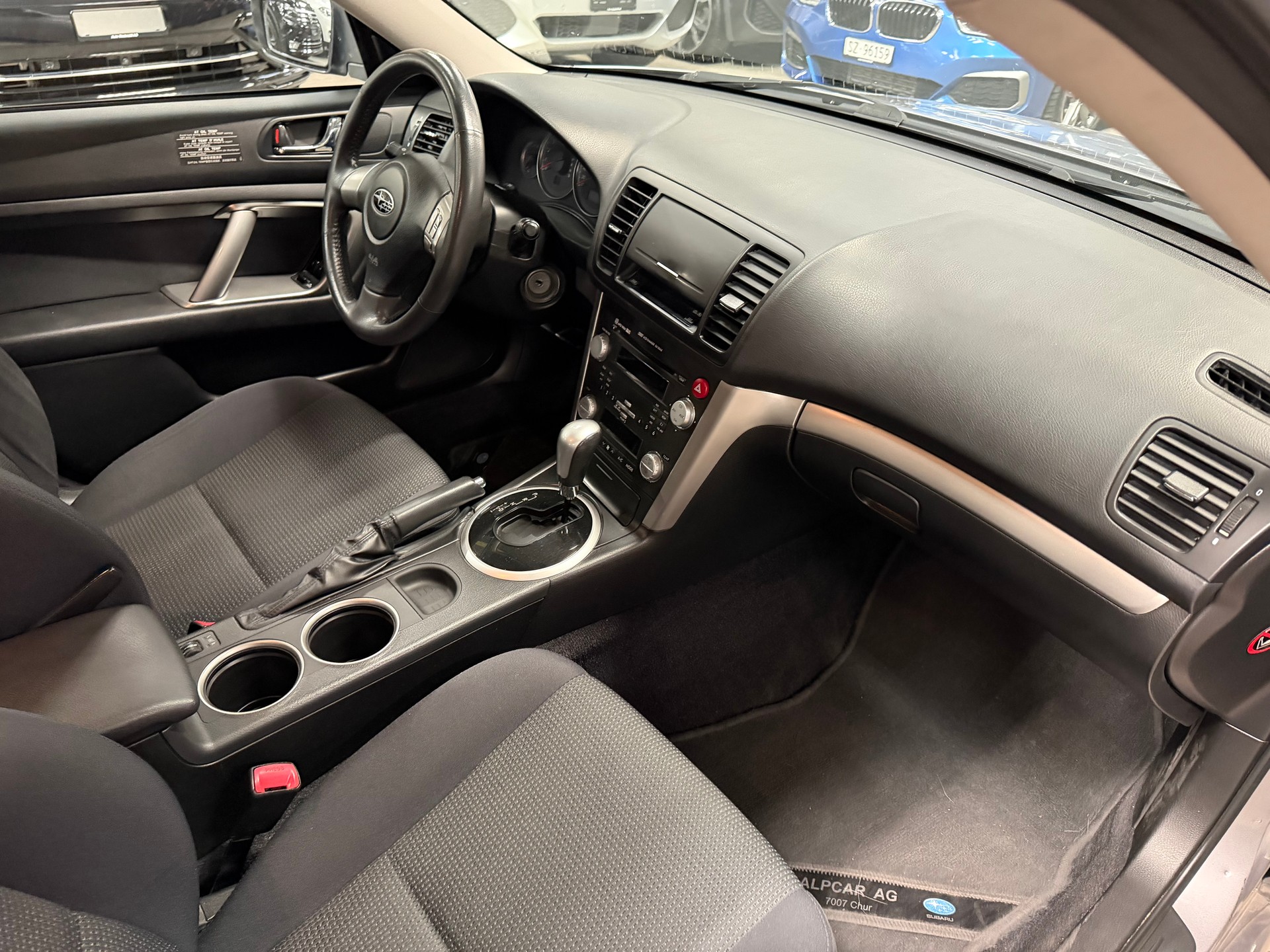SUBARU Legacy 2.0R AWD Celebration Automatic-image-14
