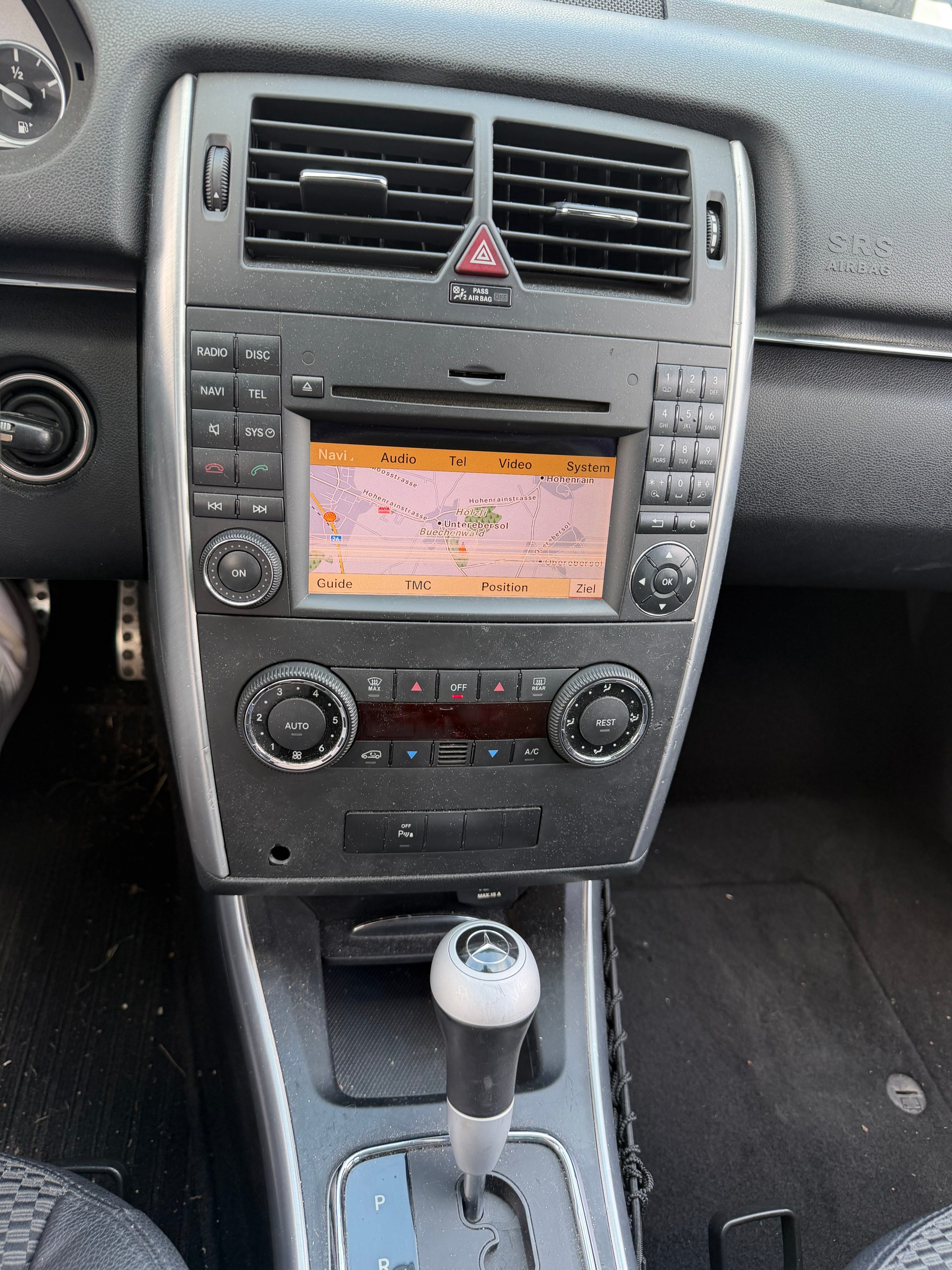 MERCEDES-BENZ B 200 Autotronic-image-9