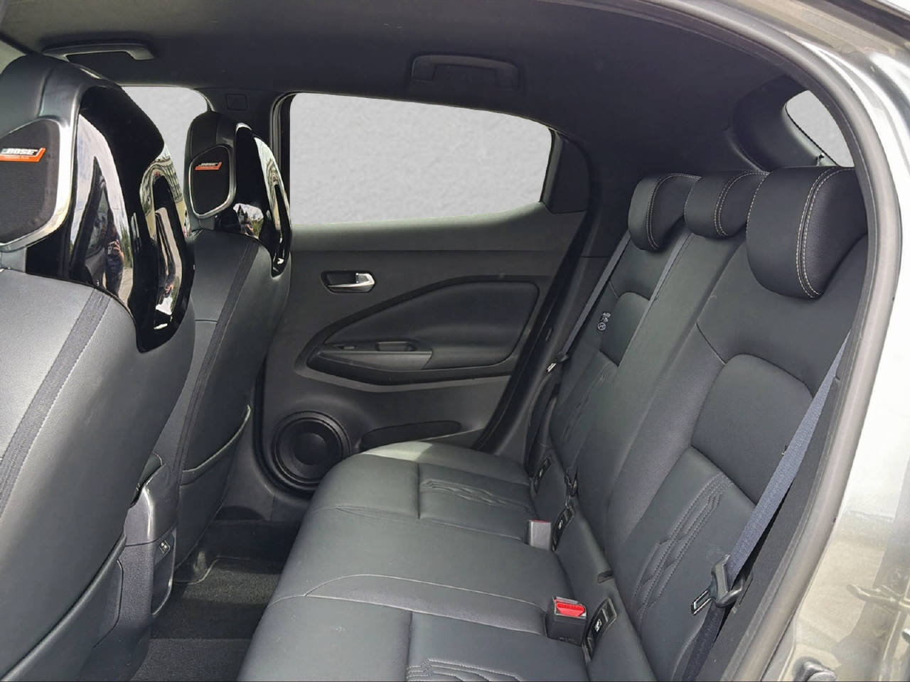 NISSAN Juke 1.6 Hybrid Tekna Automat-image-6