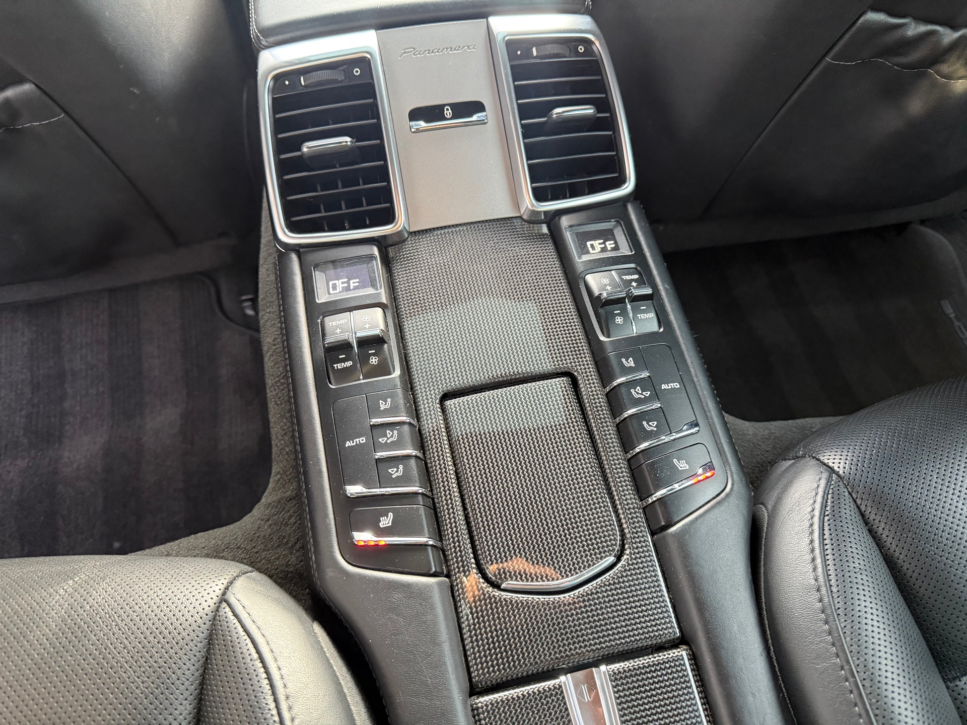 PORSCHE Panamera Turbo S 4.8 PDK-image-16