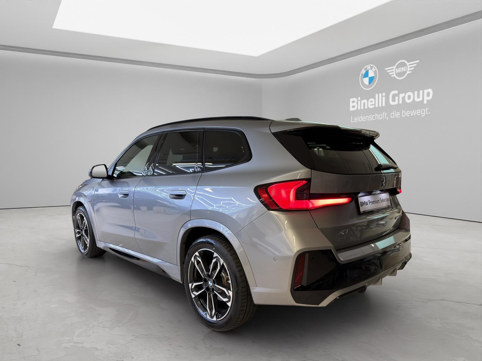 BMW X1 30e xDrive M-SportPaket-showroom-element-3