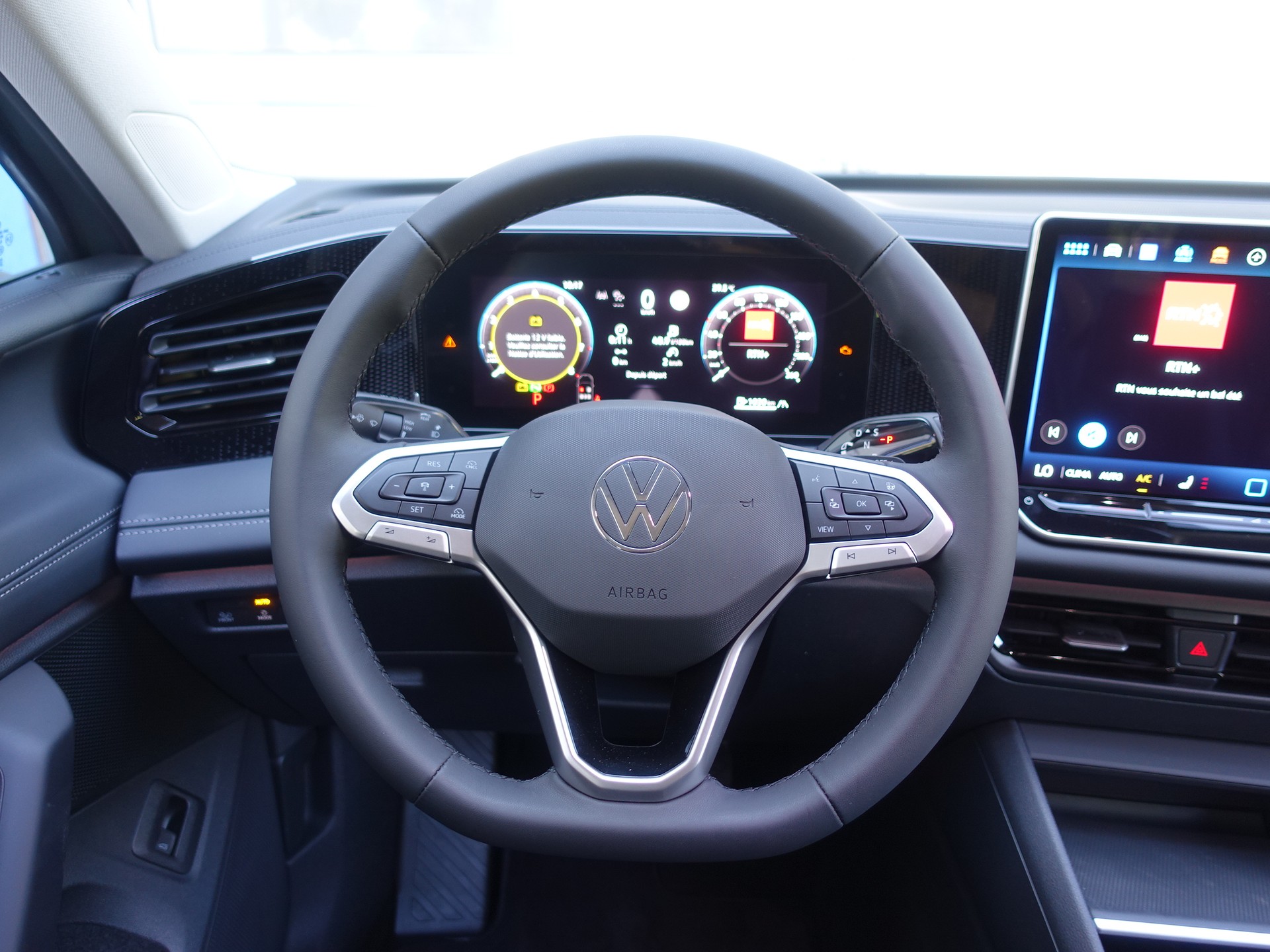 VW Tiguan 1.5 TSI evo2 mHEV R-Line DSG-image-9