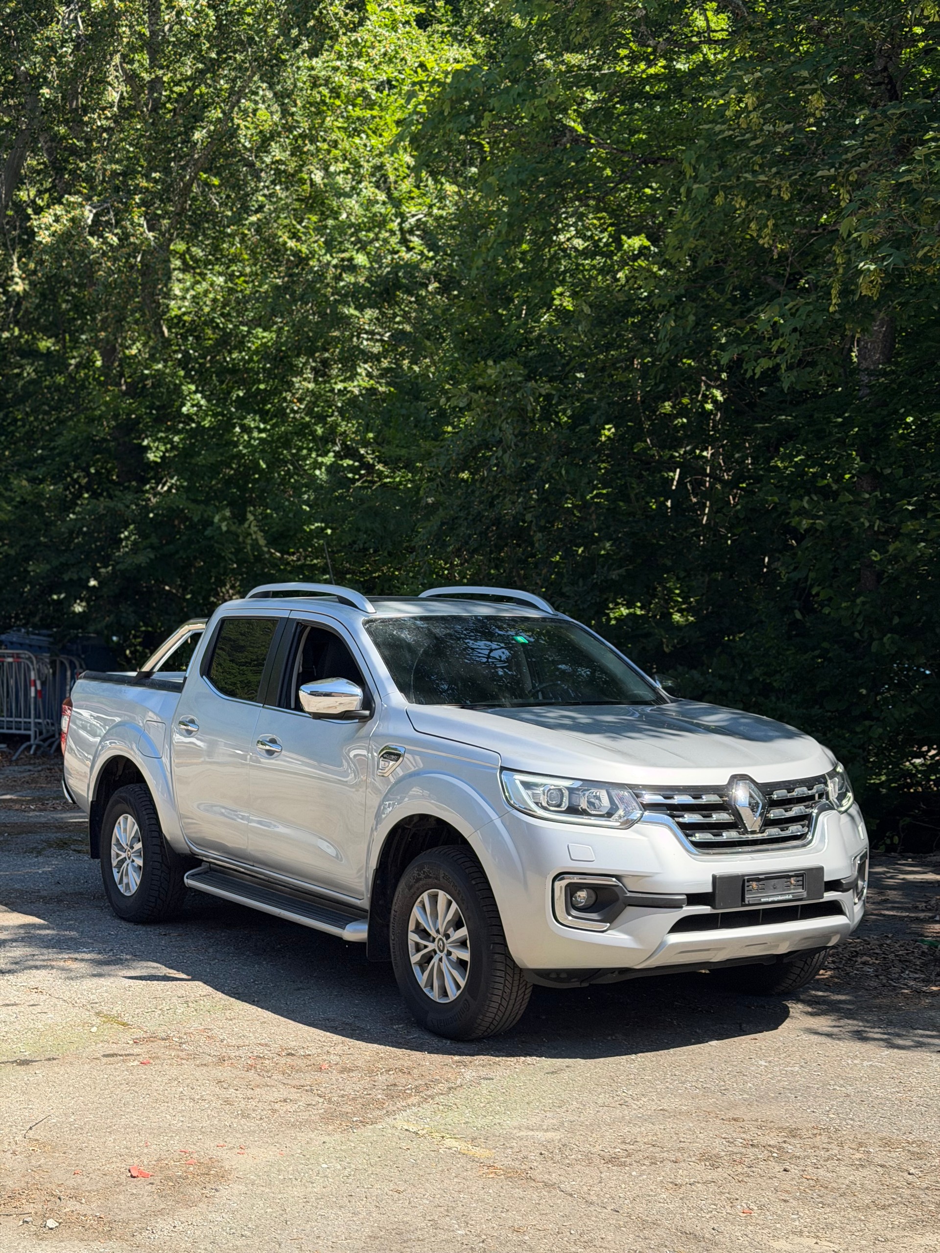 RENAULT Alaskan Doppel Cabine TwinTurbo dCi 190 4WD Intens-image-1