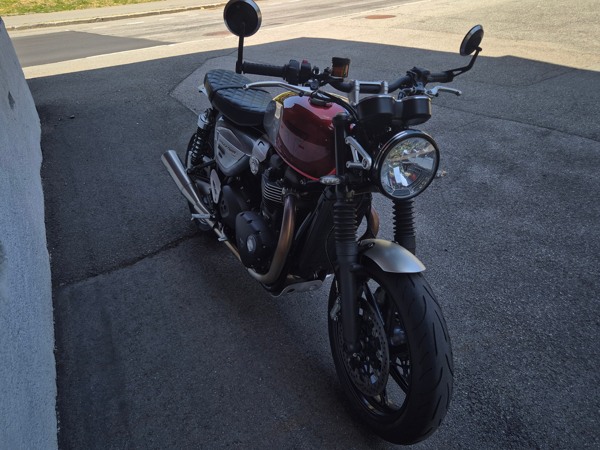 TRIUMPH Speed Twin 1200-image-3