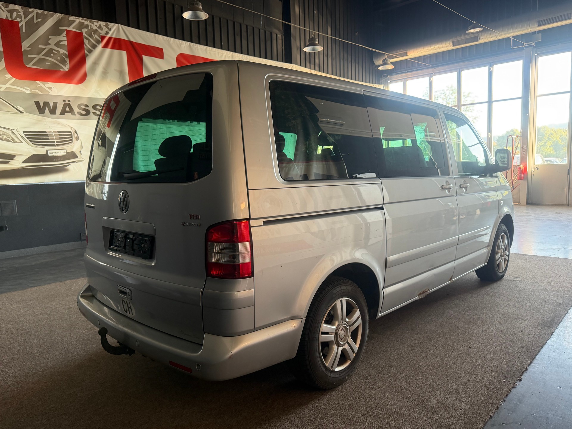 VW T5 Multivan Highline 2.5 TDI 4M-showroom-element-2