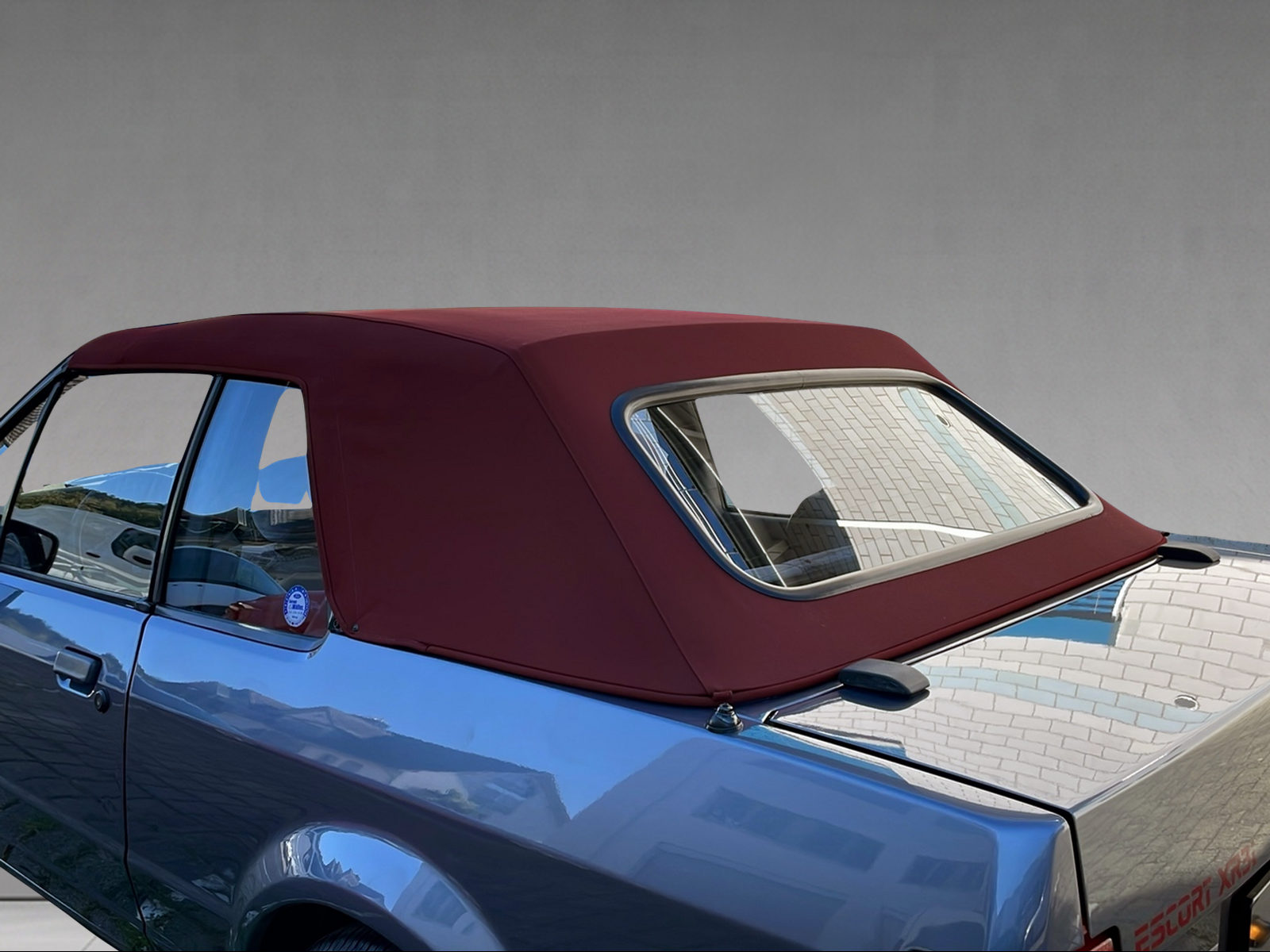 FORD Escort Cabriolet 1.6i California-image-9