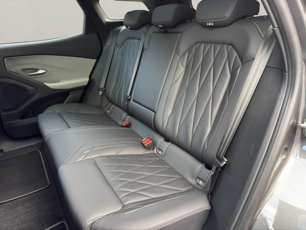 FORD Explorer Extended Range Premium AWD-image-10
