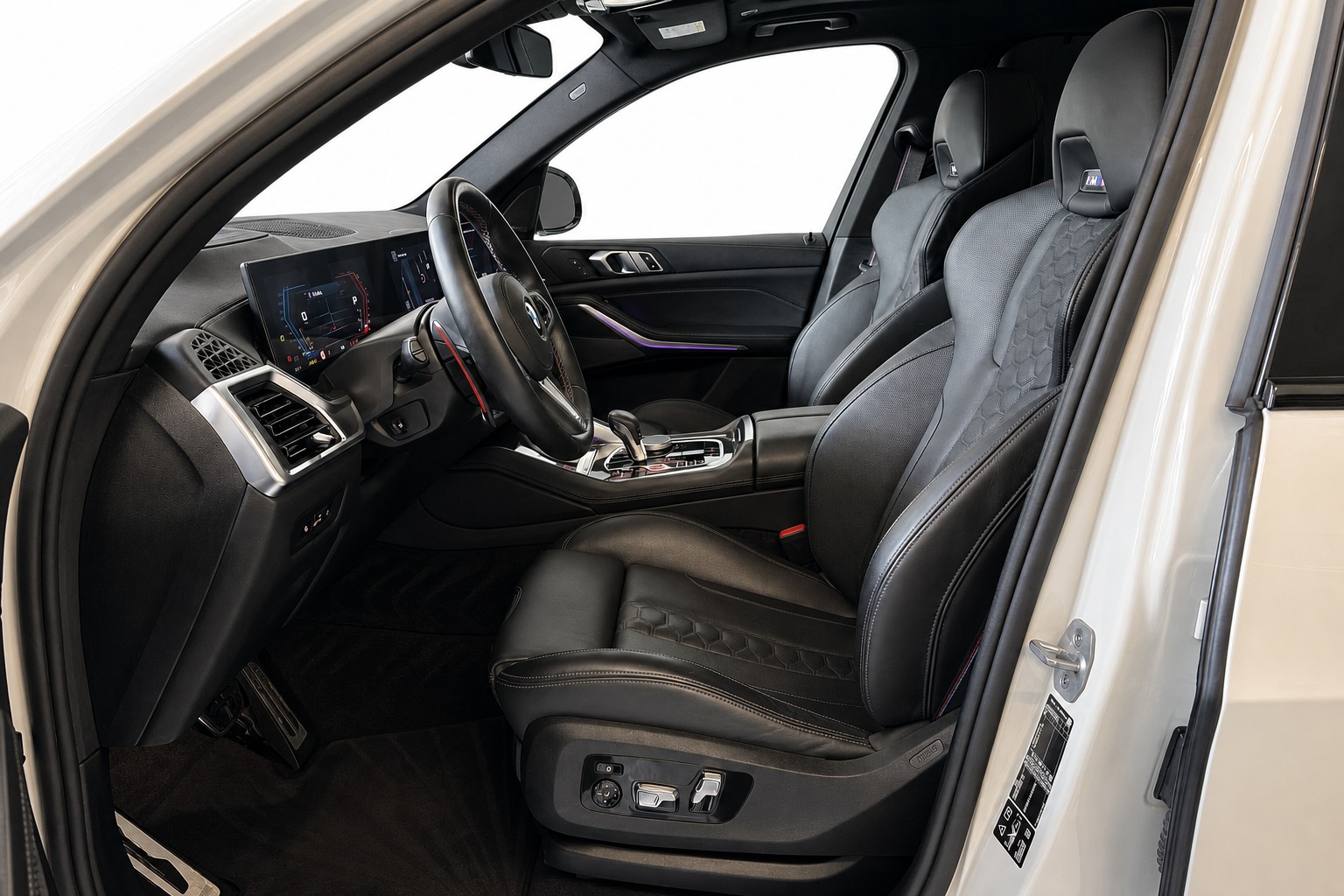 BMW X5M Competition-image-12