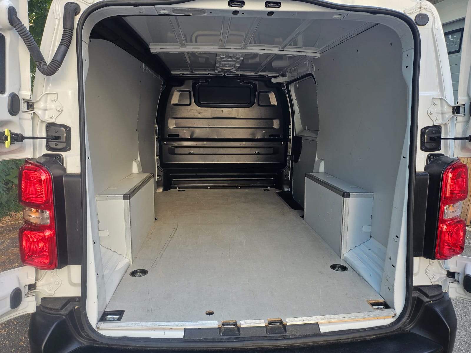 PEUGEOT Expert 2.0 BlueHDi 145 S&S Long EAT8 kleine park schaden petits dégats de parc frisch ab service und mfk-image-4