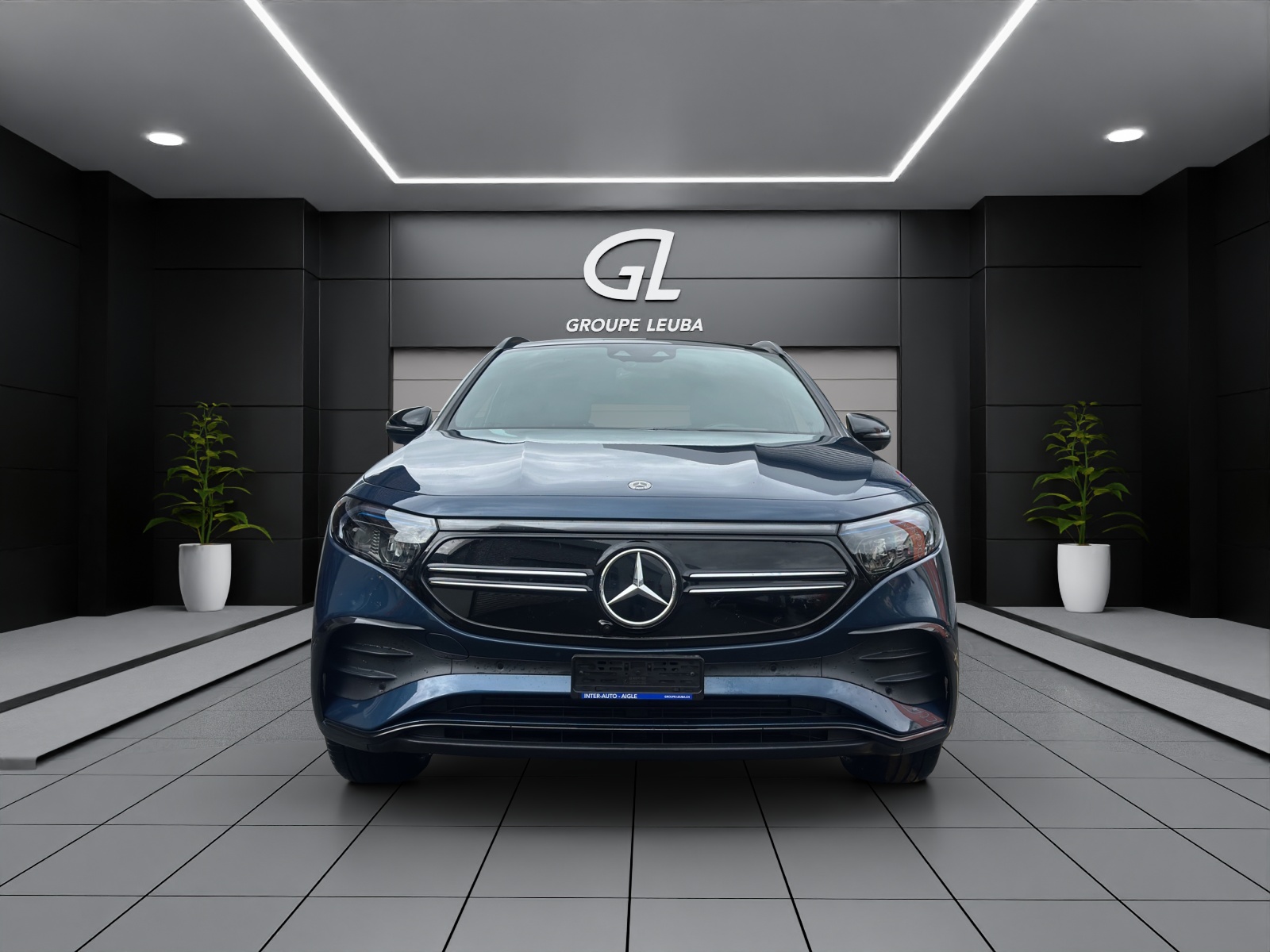 MERCEDES-BENZ EQA 250 AMG Line AMG Line-showroom-element-1
