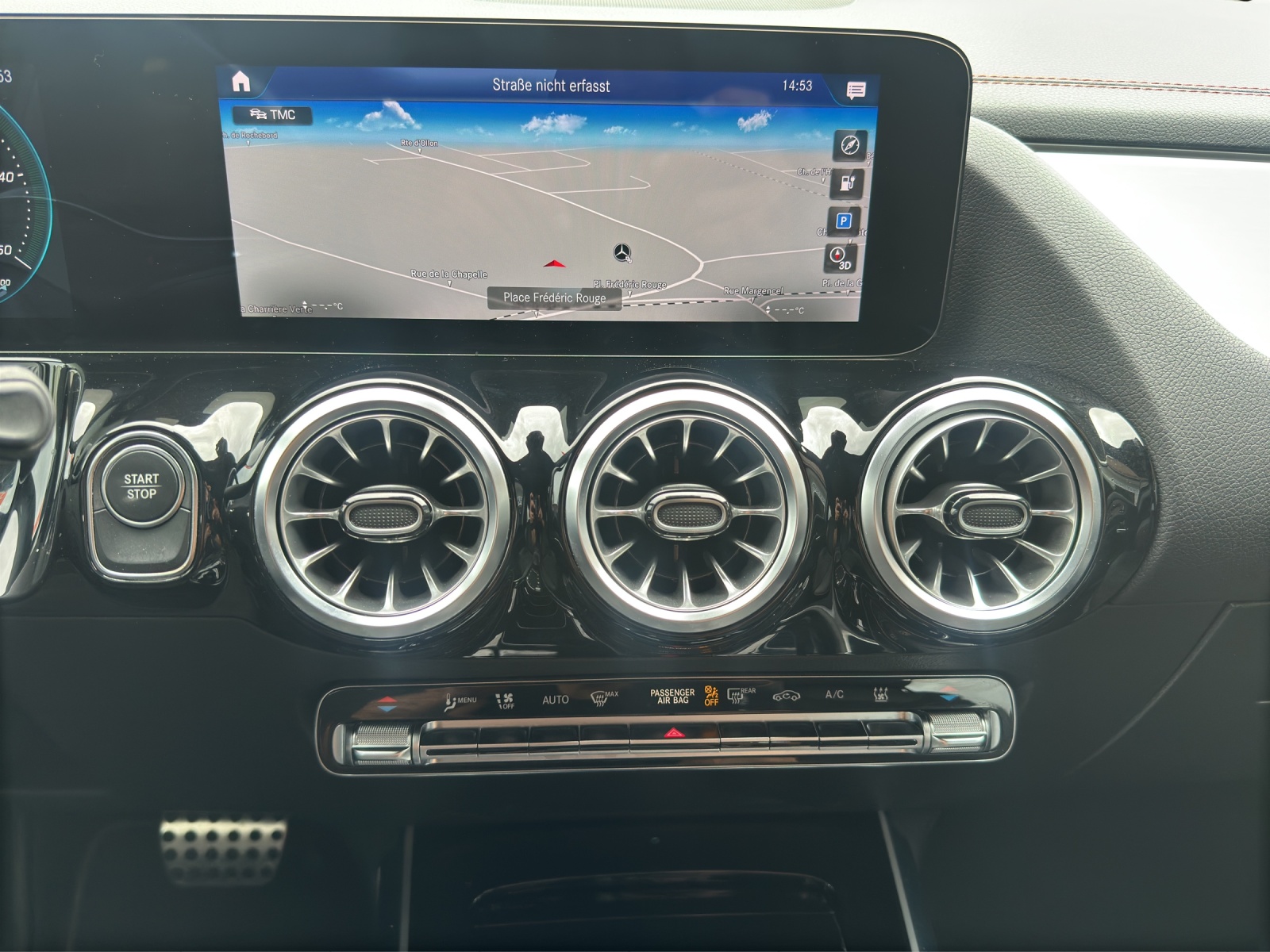 MERCEDES-BENZ EQA 250 AMG Line AMG Line-image-10
