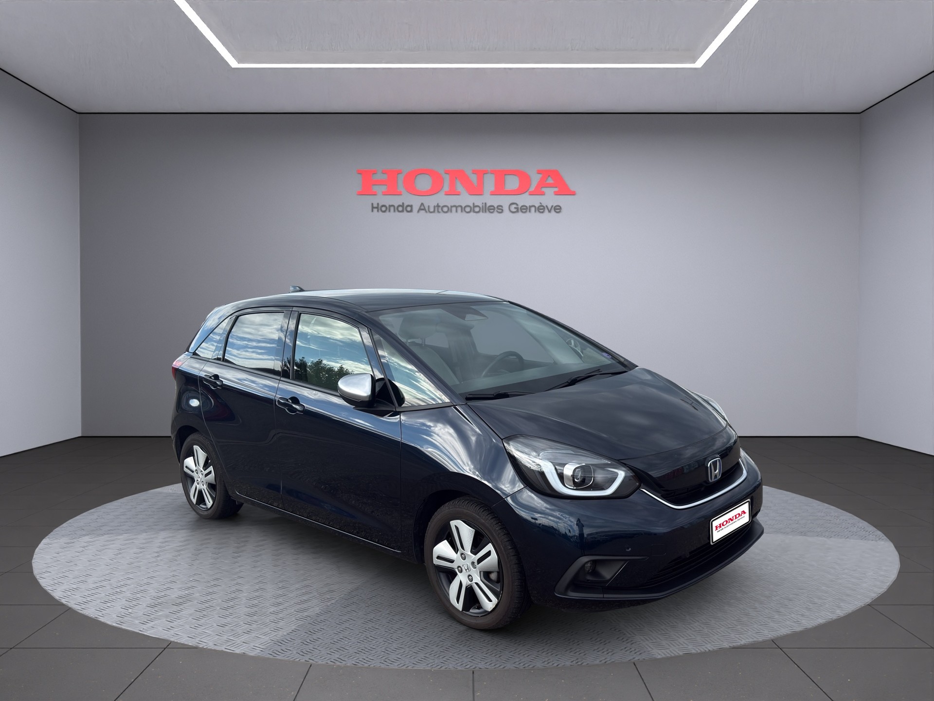 HONDA Jazz 1.5 i-MMD Executive-showroom-element-1