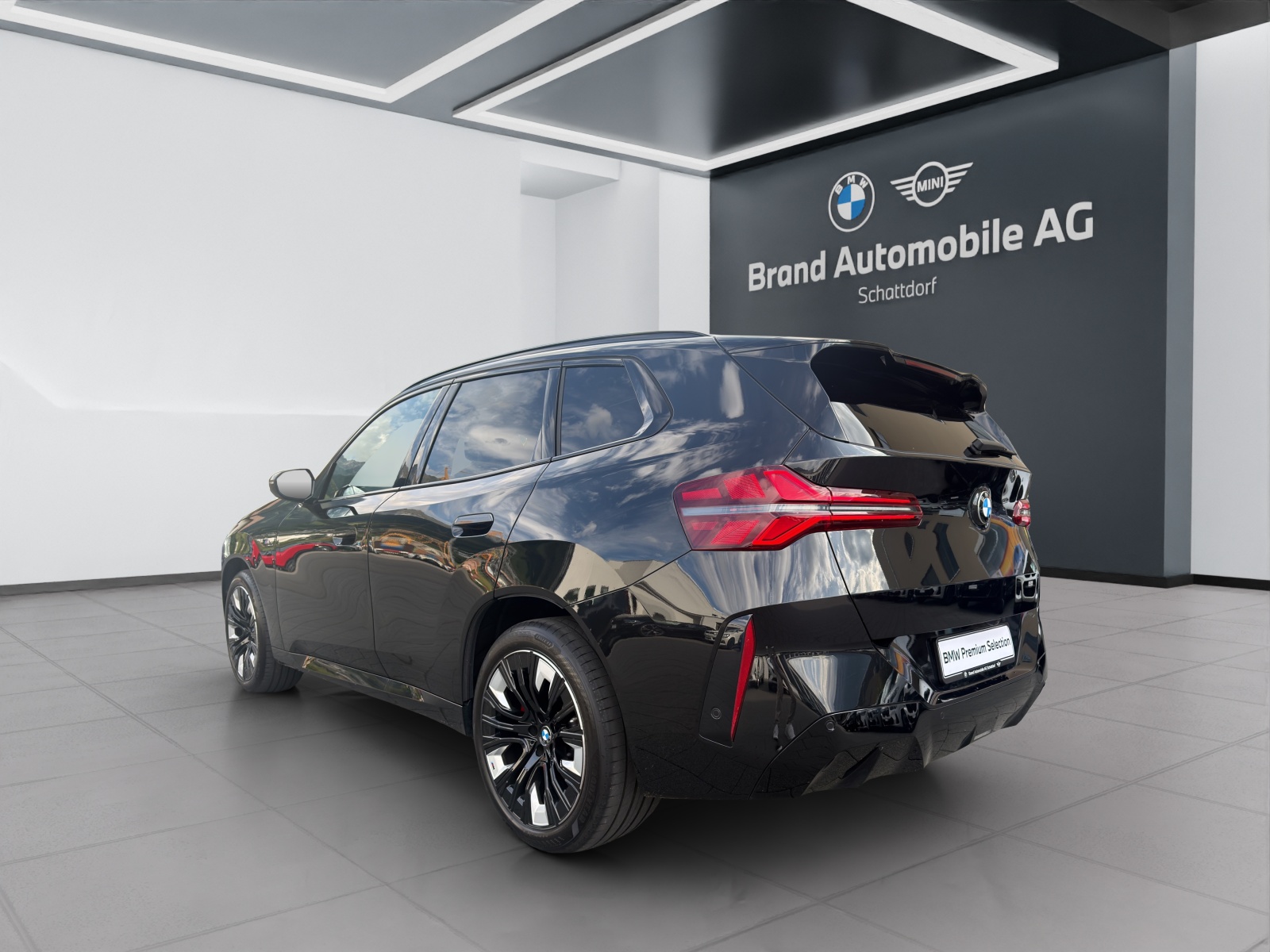BMW X3 20i xDrive-showroom-element-2