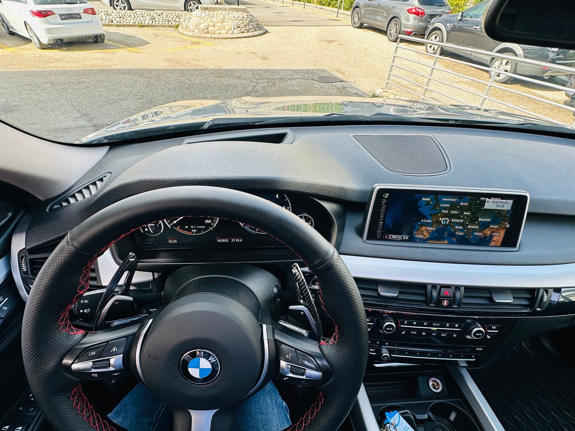 BMW X5 xDrive 30d Steptronic-image-16