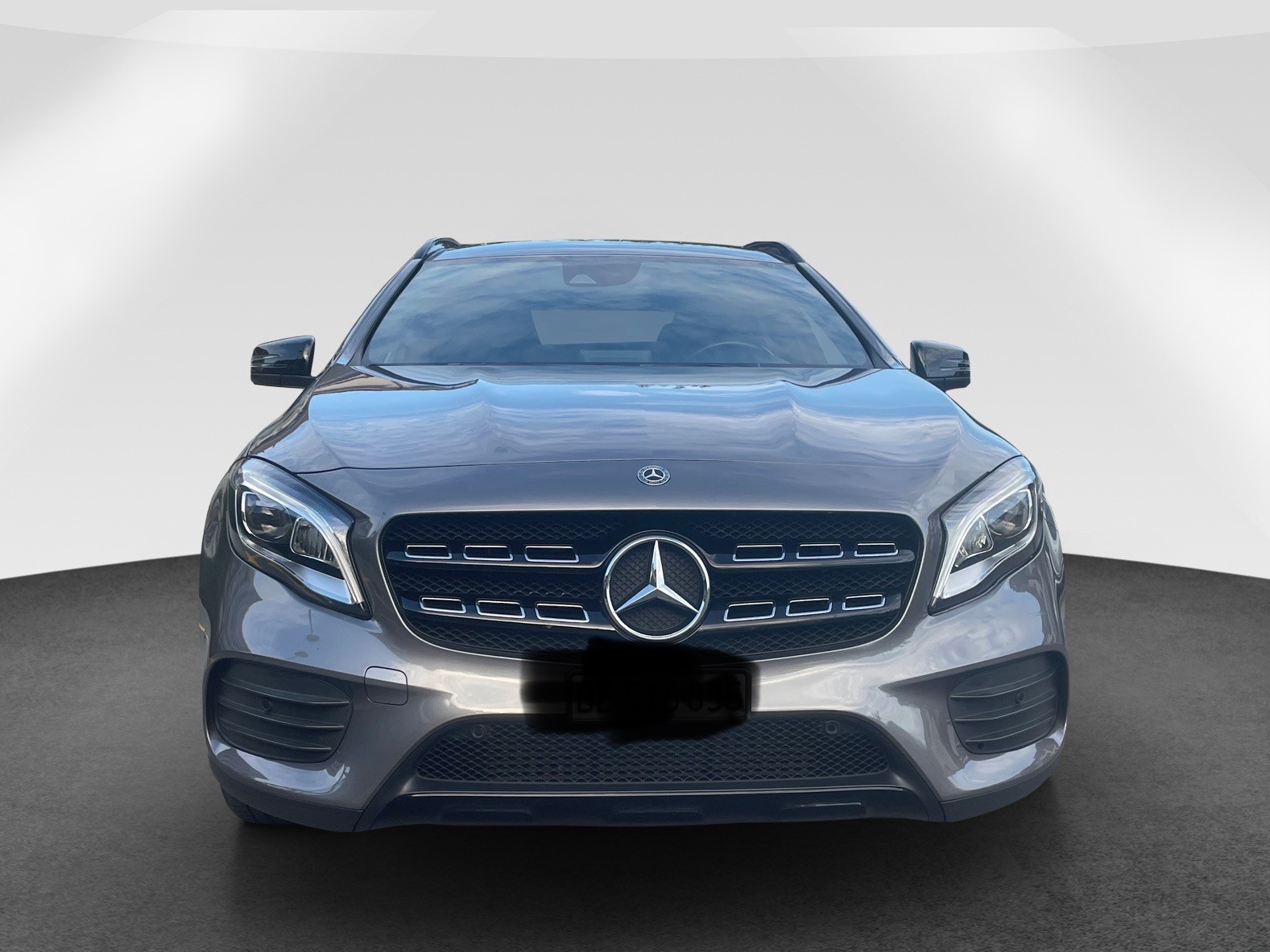 MERCEDES-BENZ GLA 220 AMG Line 4m