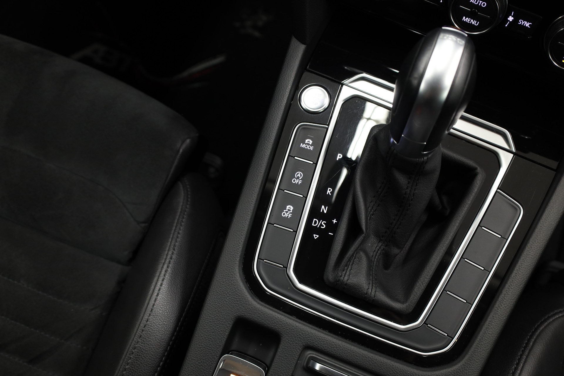 VW Passat Variant 2.0 TSI Highline DSG 4m-image-21