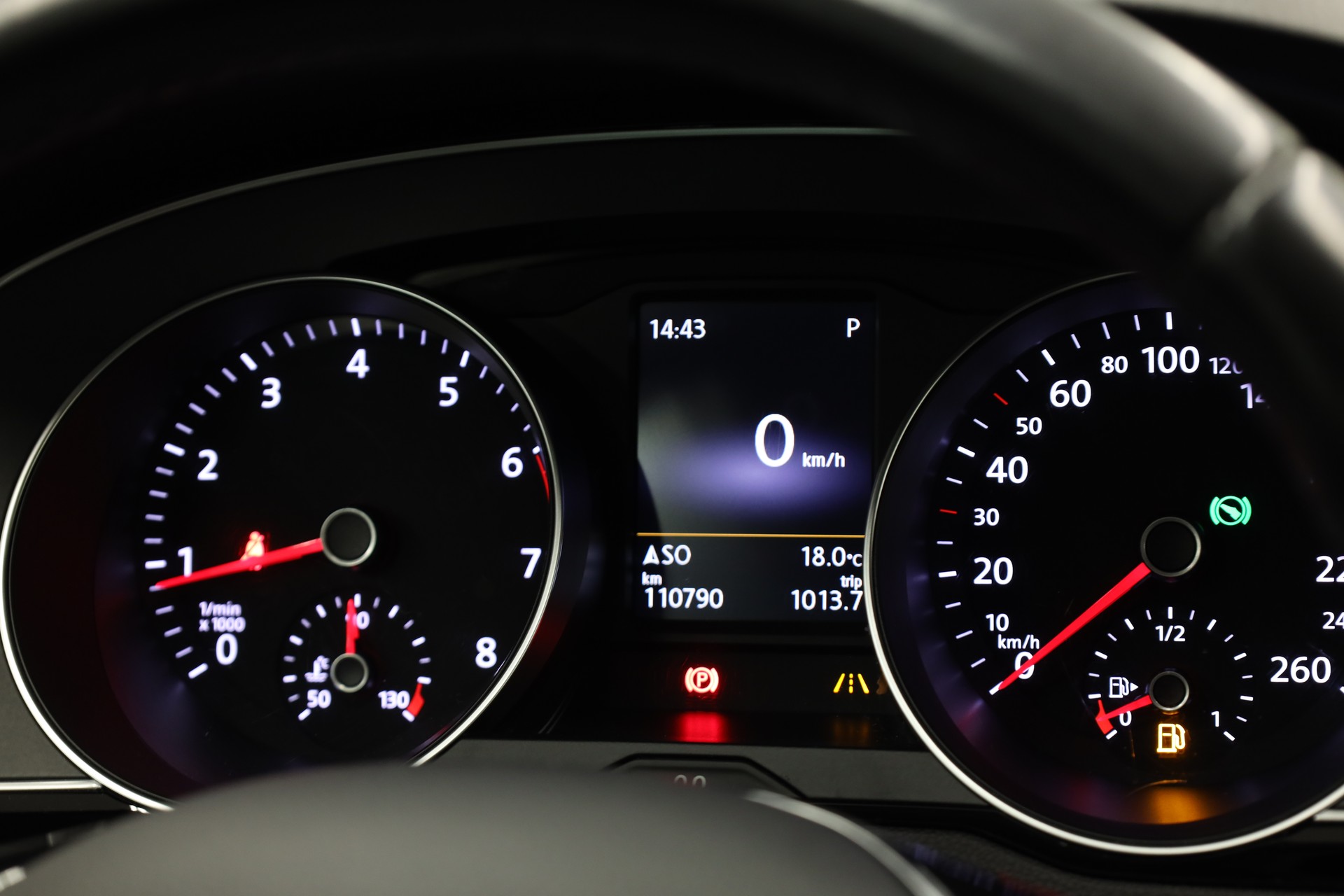 VW Passat Variant 2.0 TSI Highline DSG 4m-image-29