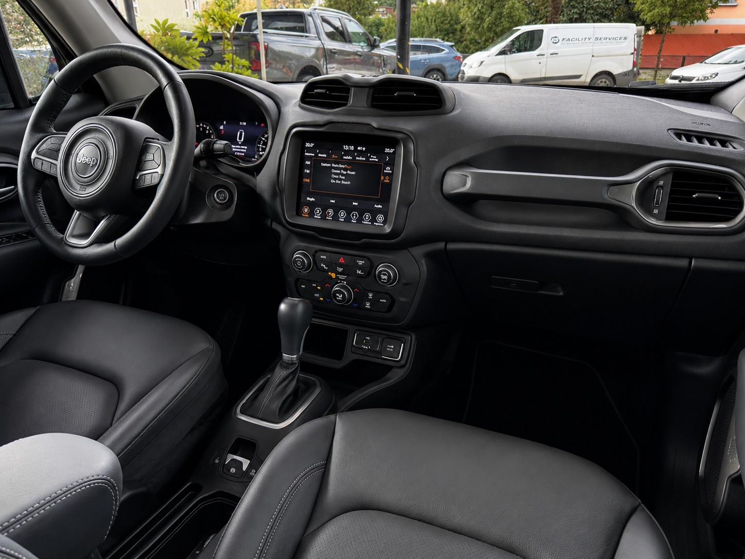 JEEP Renegade 1.5 MHEV Swiss Limited Plus-image-10