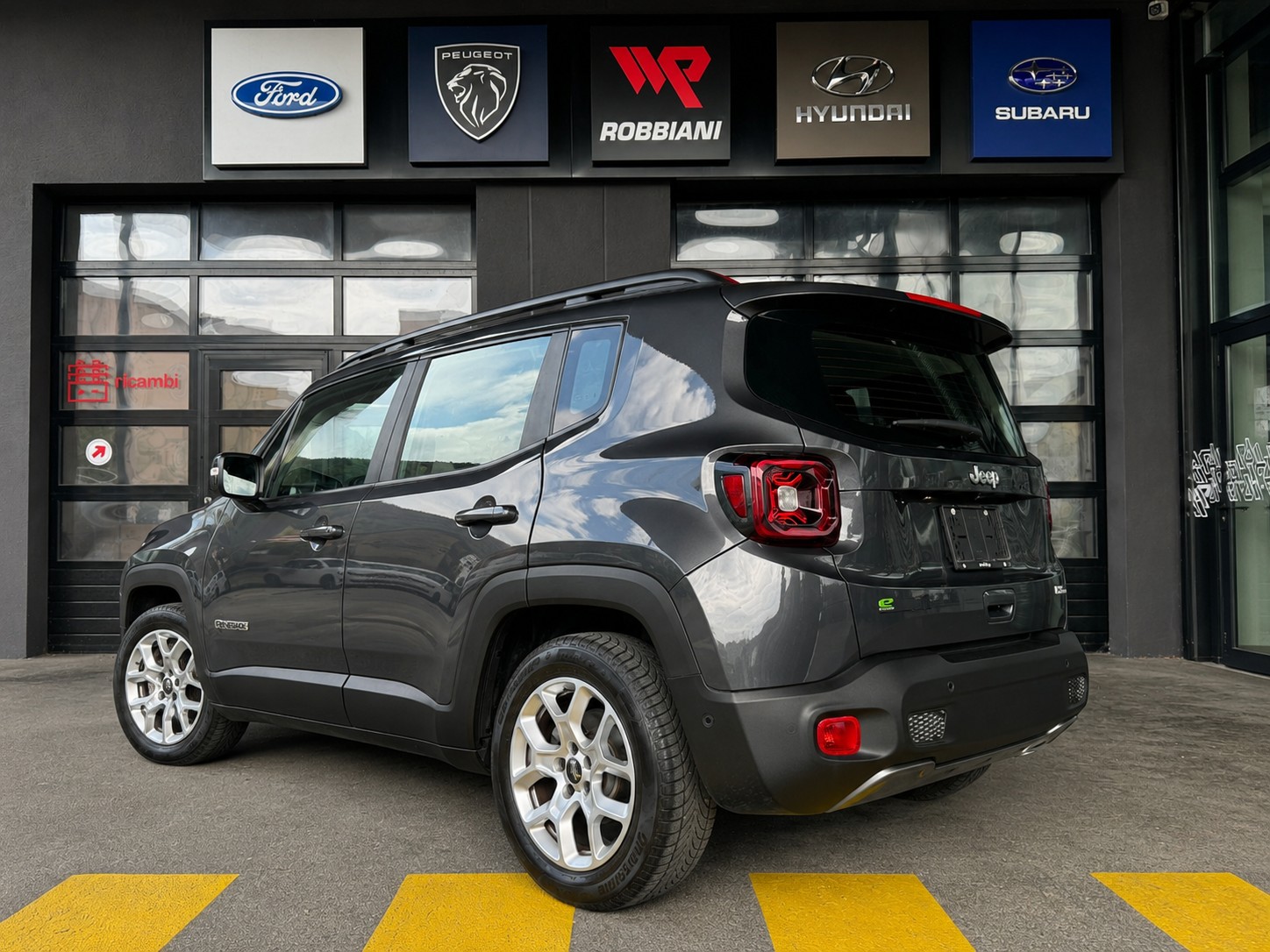 JEEP Renegade 1.5 MHEV Swiss Limited Plus-showroom-element-2