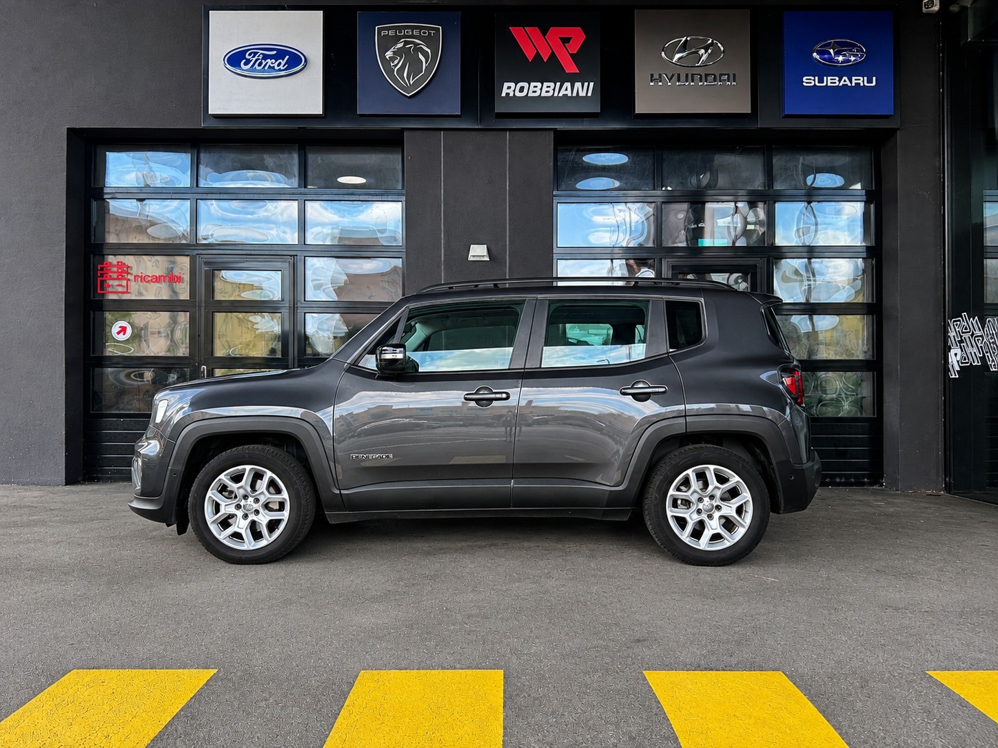 JEEP Renegade 1.5 MHEV Swiss Limited Plus-showroom-element-1