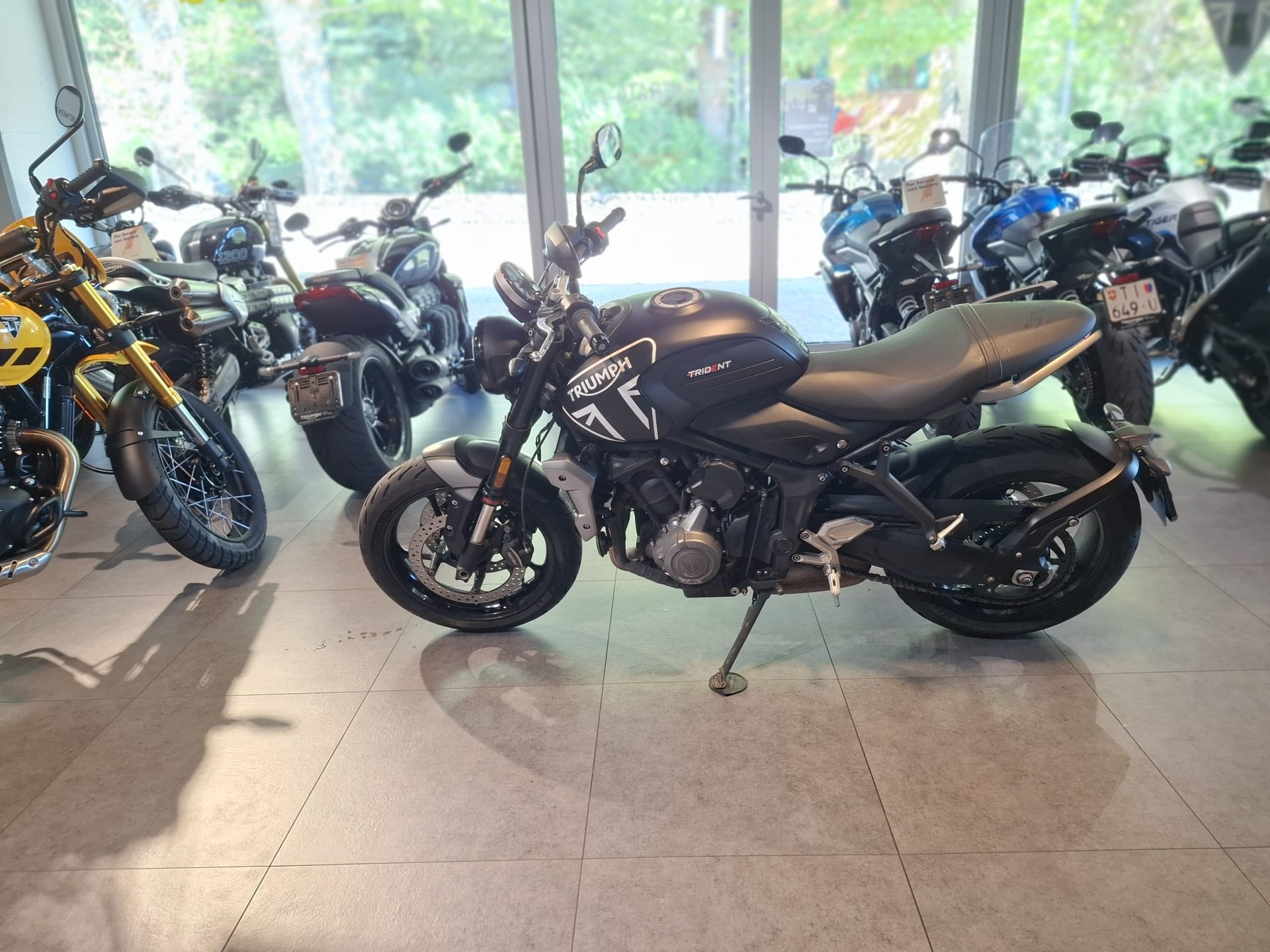 TRIUMPH Trident 660-image-1
