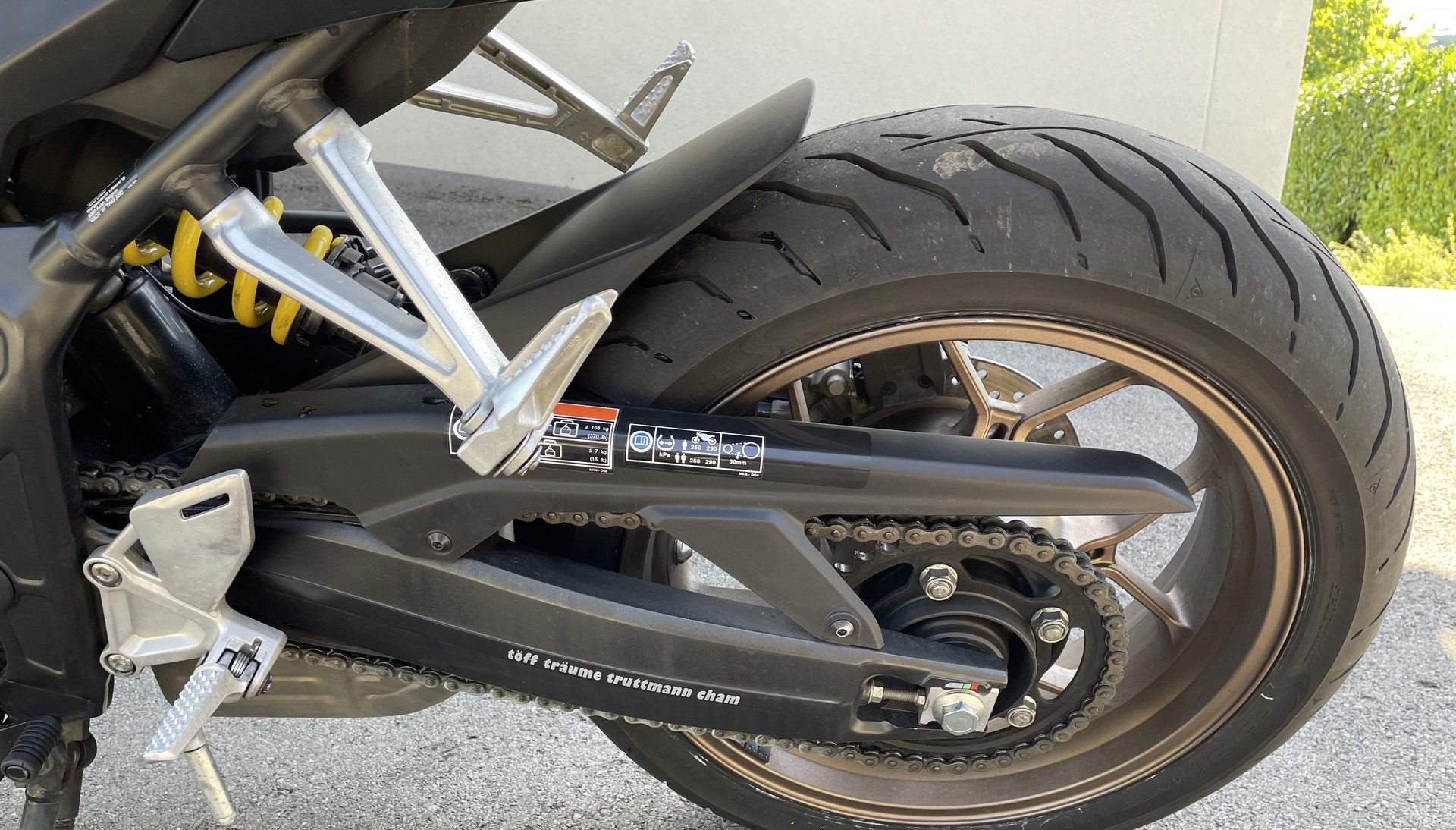 HONDA CB 650 R-image-13