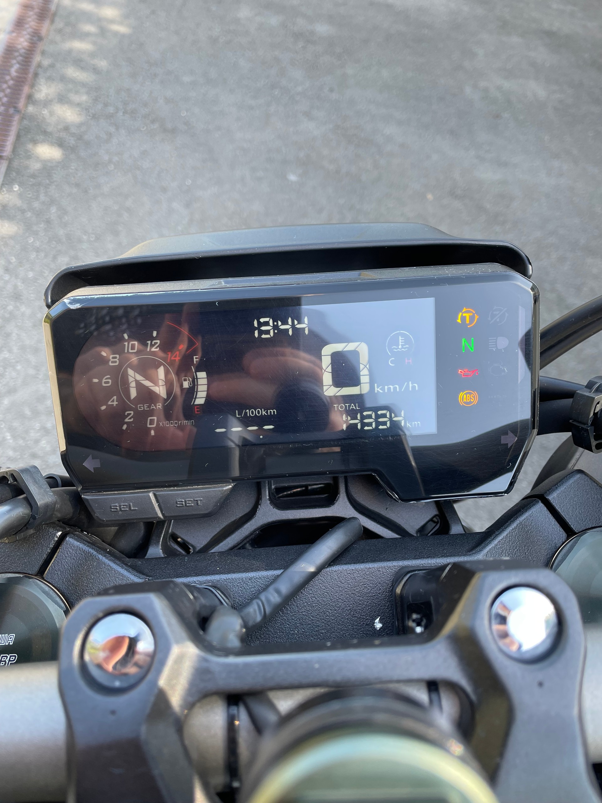 HONDA CB 650 R-image-14