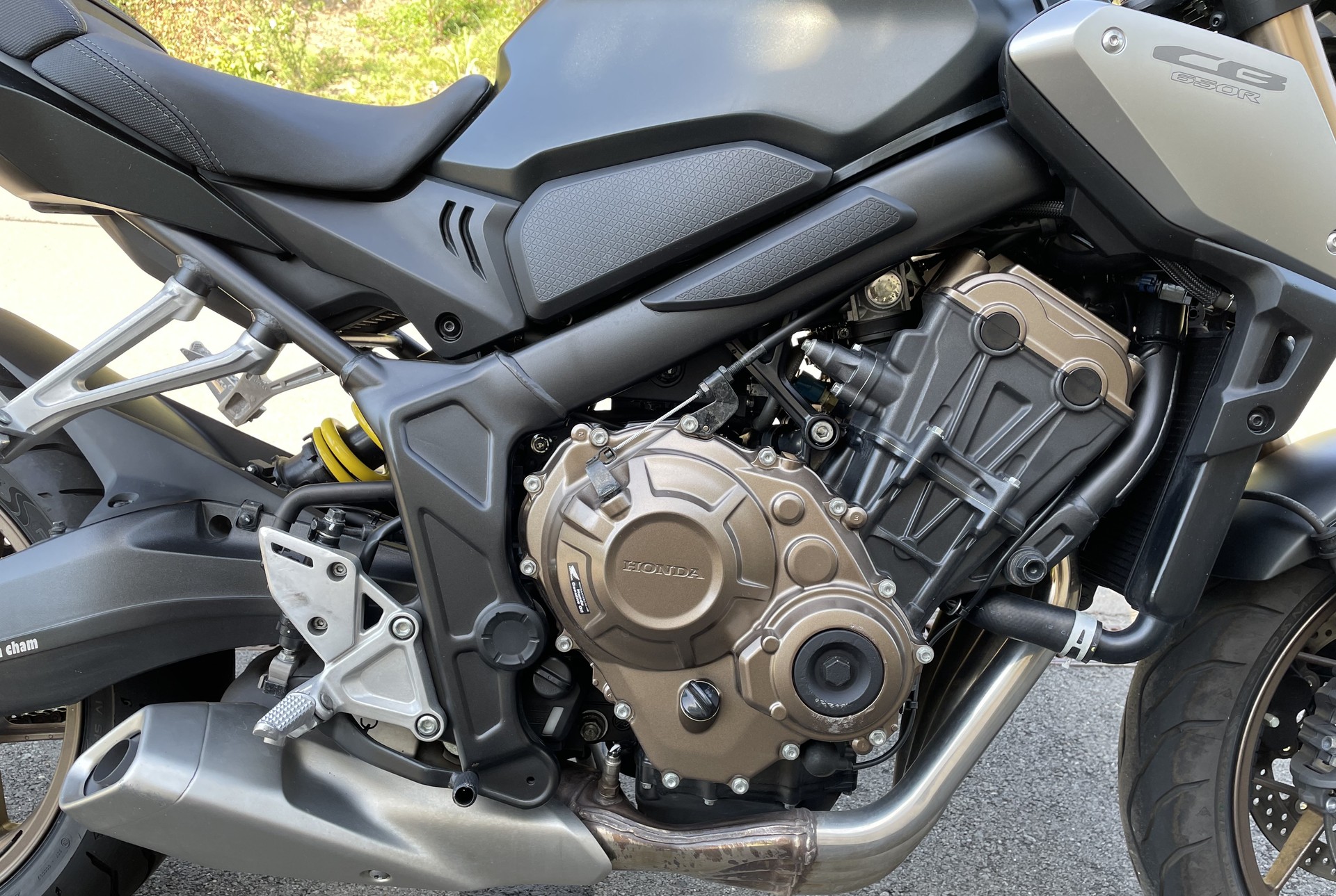 HONDA CB 650 R-image-9