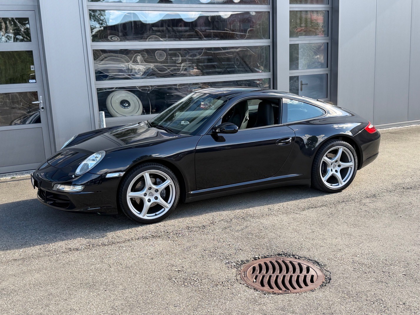 PORSCHE Carrera