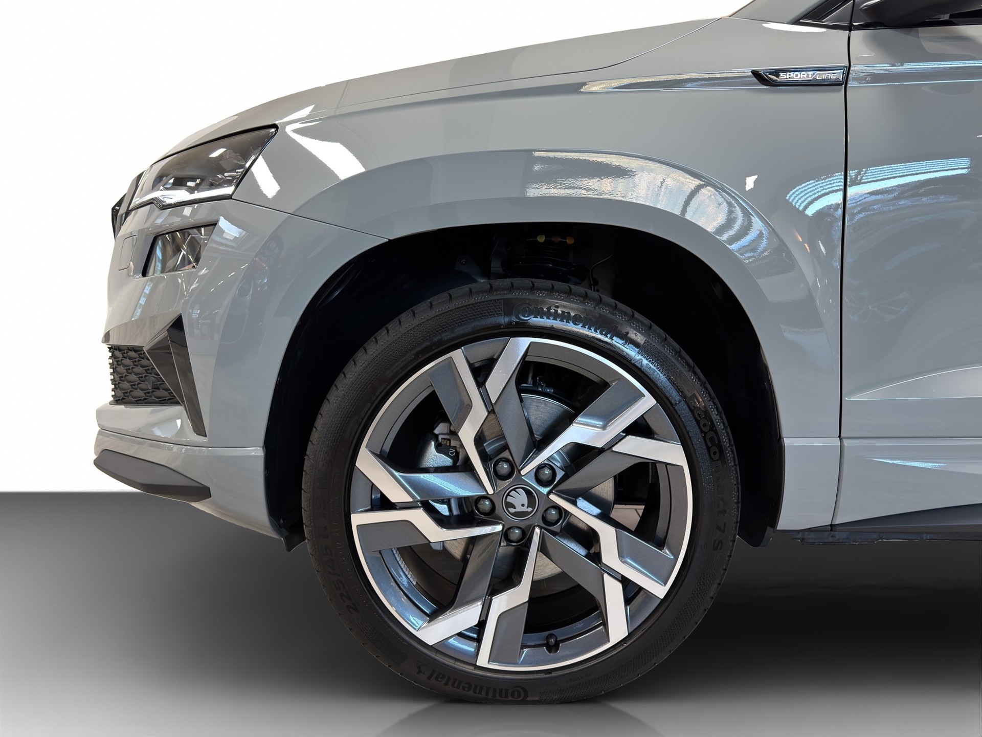 SKODA Karoq 2.0 TSI SportLine 4x4 DSG-showroom-element-1