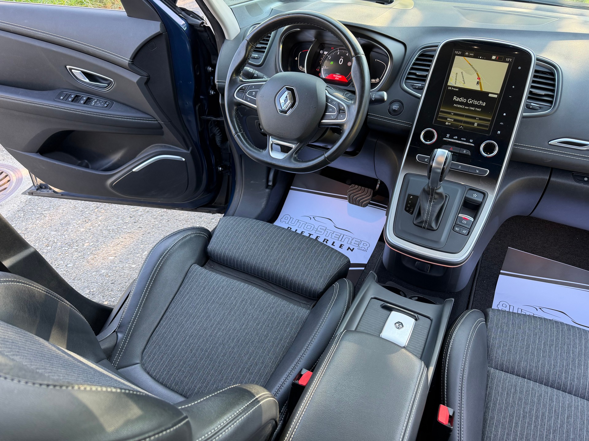 RENAULT GRAND SCENIC 1.3 16V TURBO 7 PLÄTZER VAN. NUR 43`000 KM. AUTOMAT. CH WAGEN "HAGELSCHADEN"-image-45