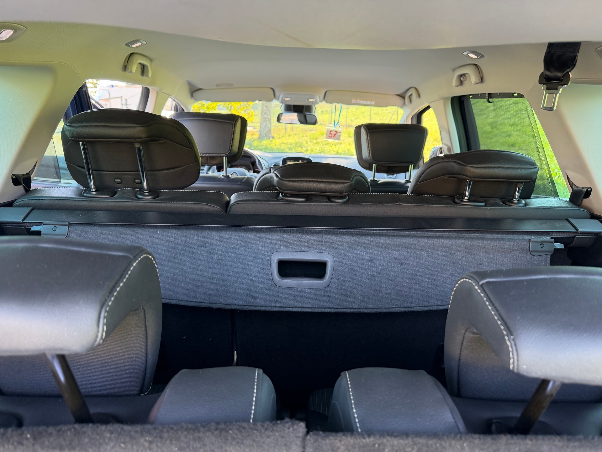 RENAULT GRAND SCENIC 1.3 16V TURBO 7 PLÄTZER VAN. NUR 43`000 KM. AUTOMAT. CH WAGEN "HAGELSCHADEN"-image-6