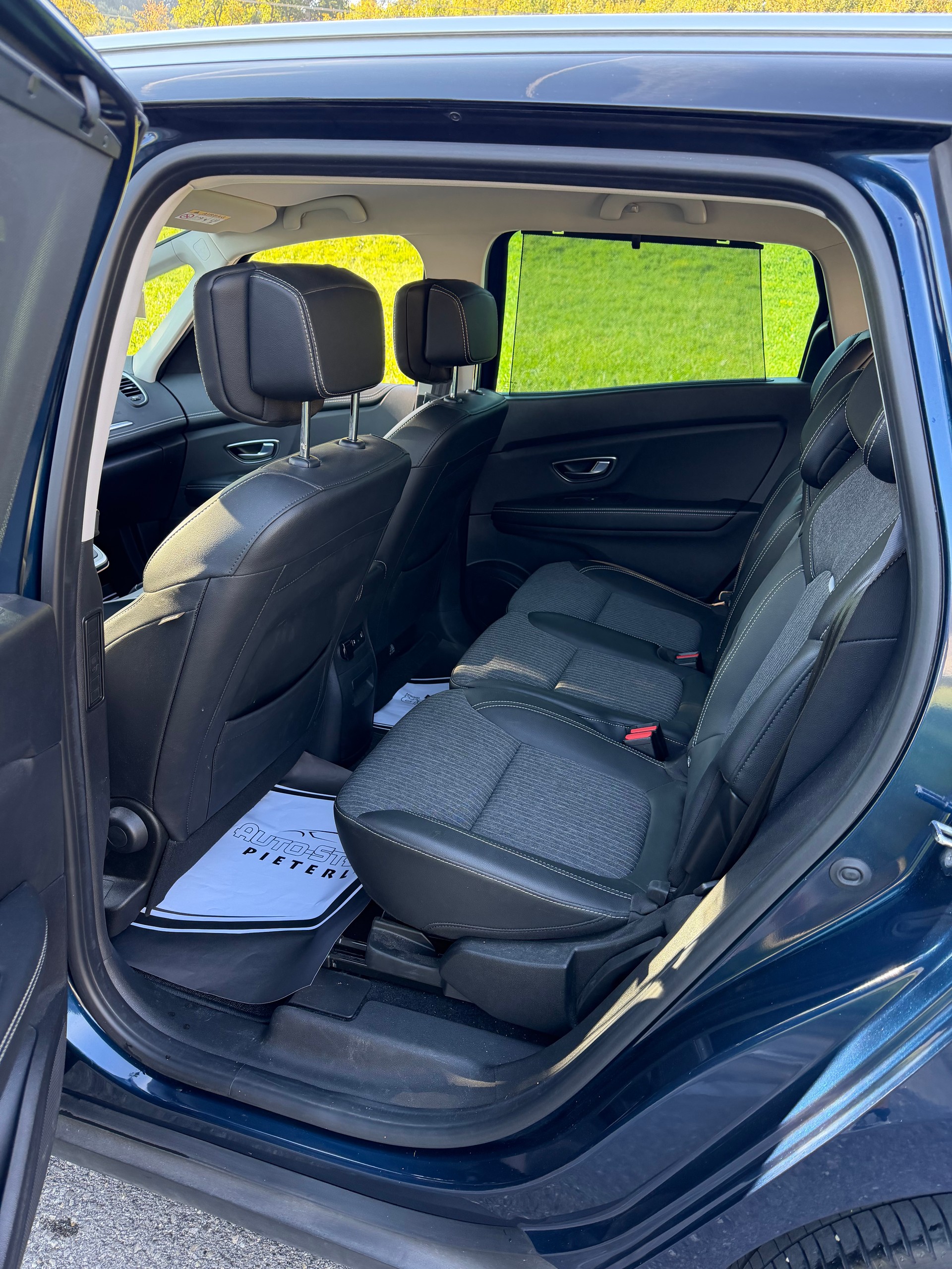 RENAULT GRAND SCENIC 1.3 16V TURBO 7 PLÄTZER VAN. NUR 43`000 KM. AUTOMAT. CH WAGEN "HAGELSCHADEN"-image-37