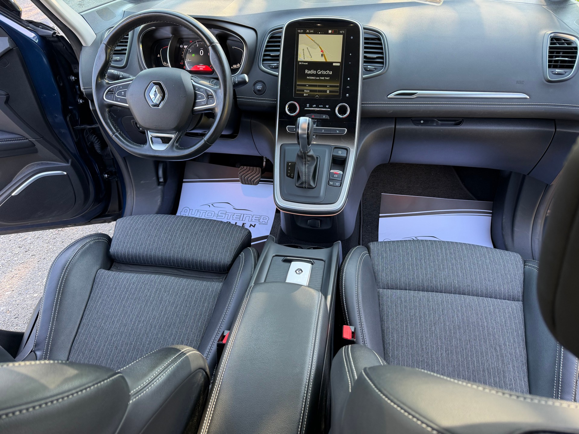 RENAULT GRAND SCENIC 1.3 16V TURBO 7 PLÄTZER VAN. NUR 43`000 KM. AUTOMAT. CH WAGEN "HAGELSCHADEN"-image-44