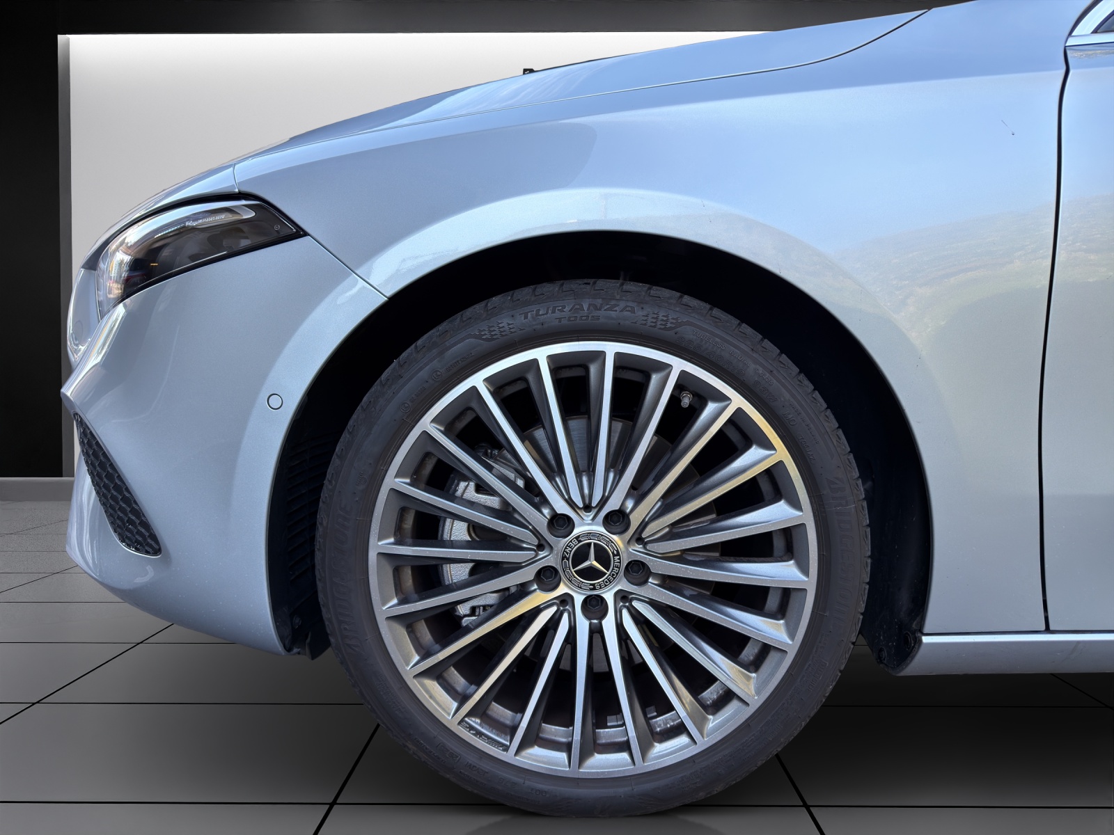 MERCEDES-BENZ A 250 4Matic 8G-DCT-image-6