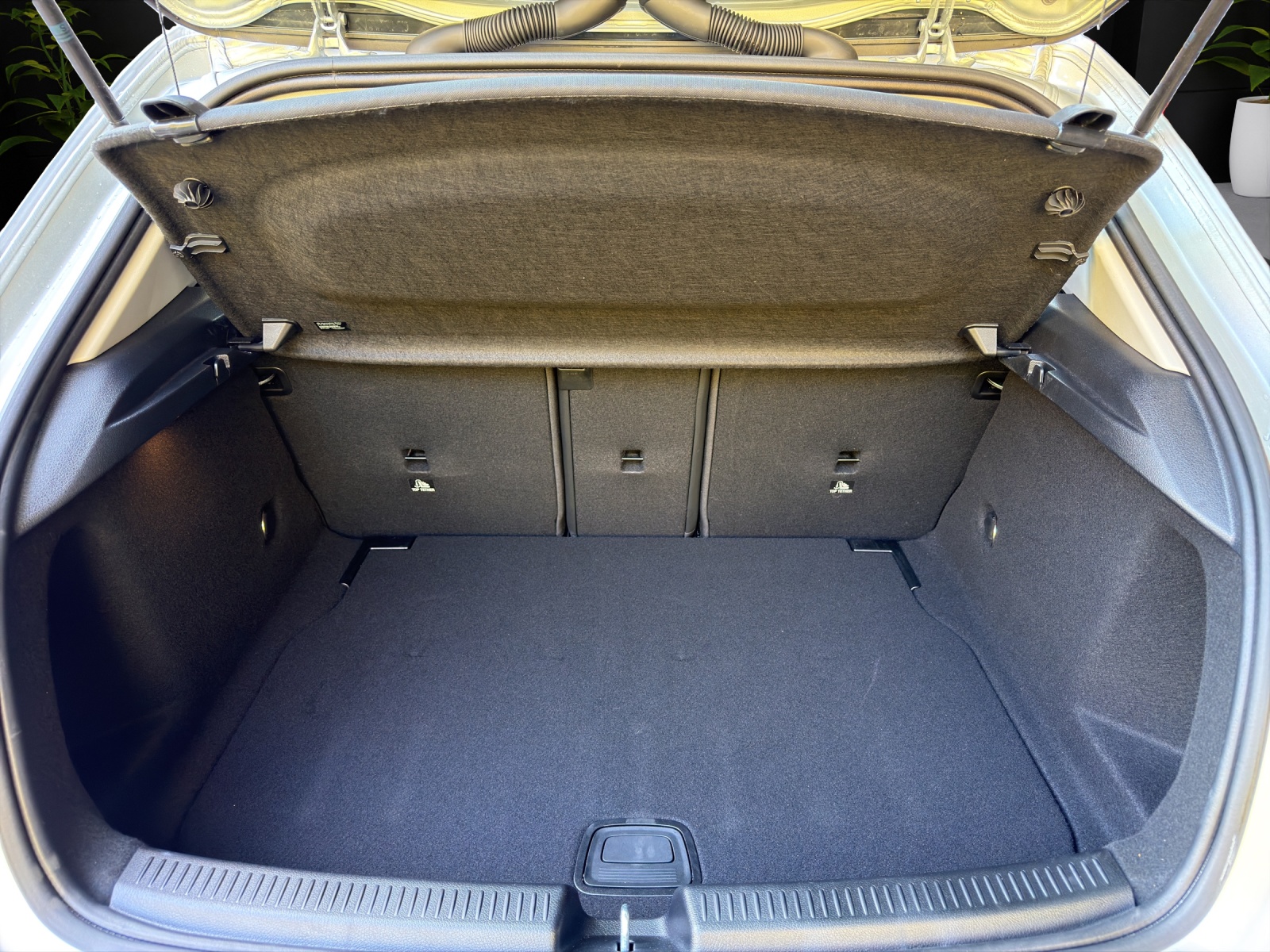 MERCEDES-BENZ A 250 4Matic 8G-DCT-image-5