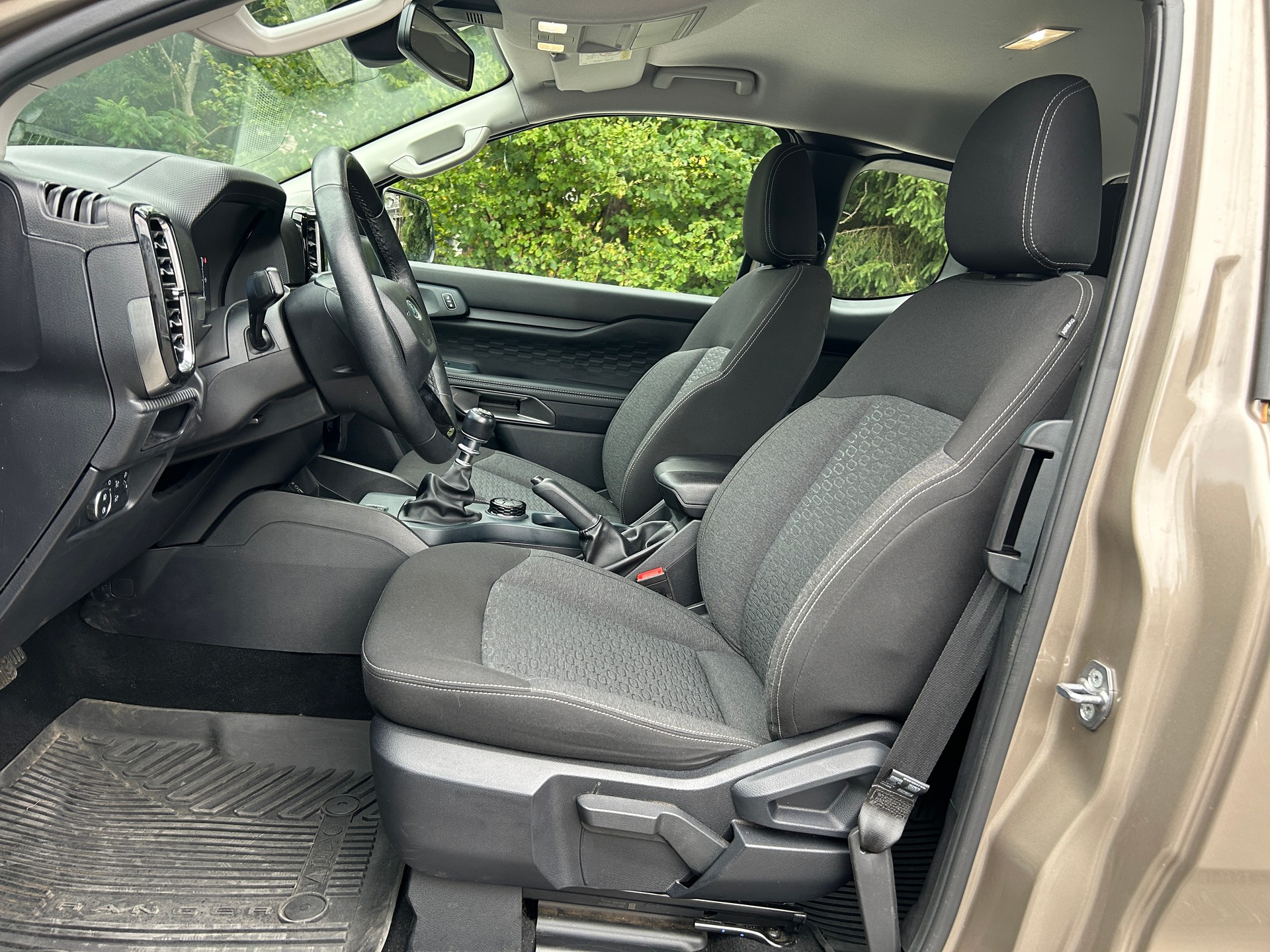 FORD Ranger Limited 2.0 Eco Blue 4x4-image-9