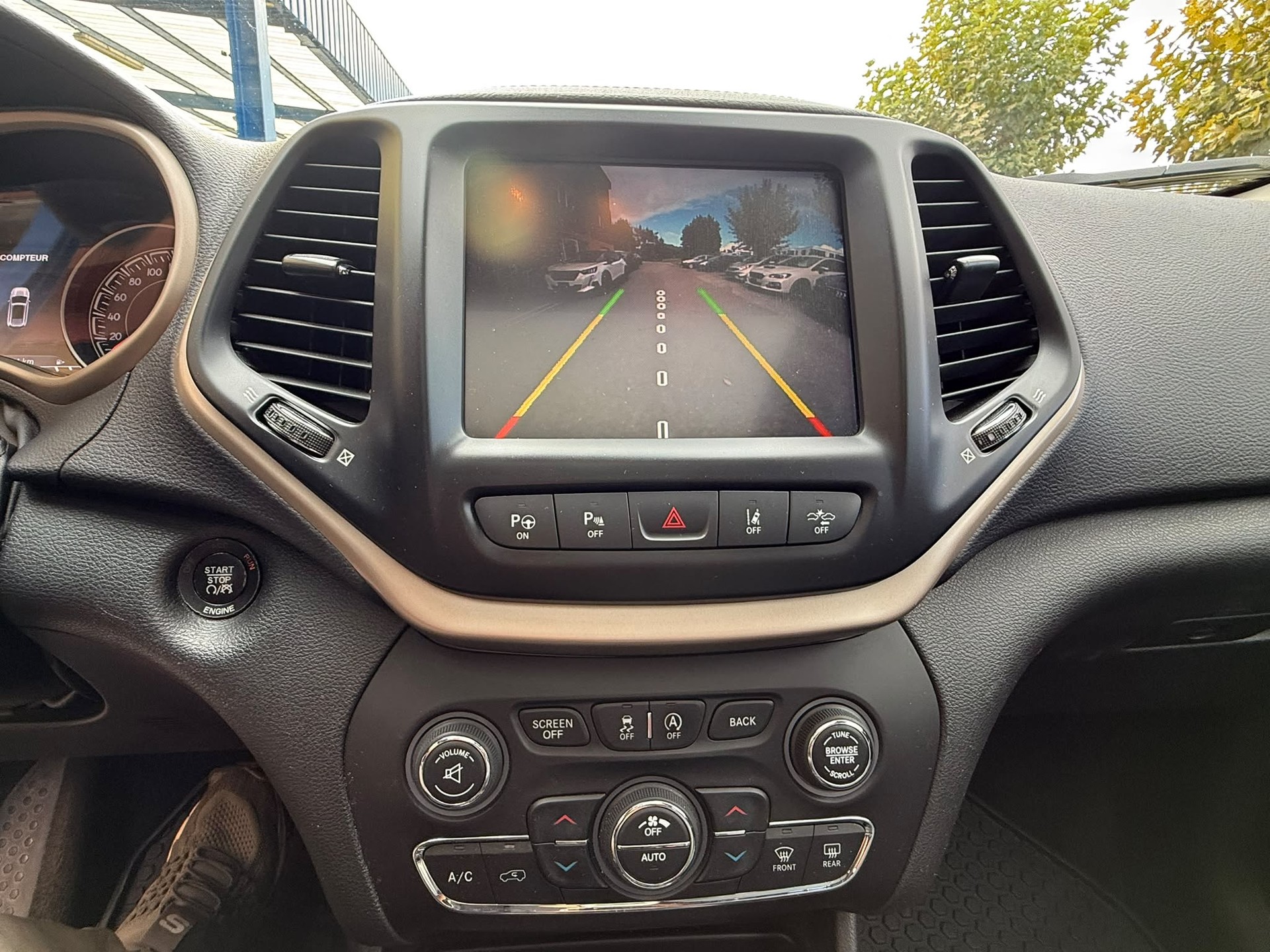 JEEP Cherokee 2.2TD Limited AWD 9ATX-image-11